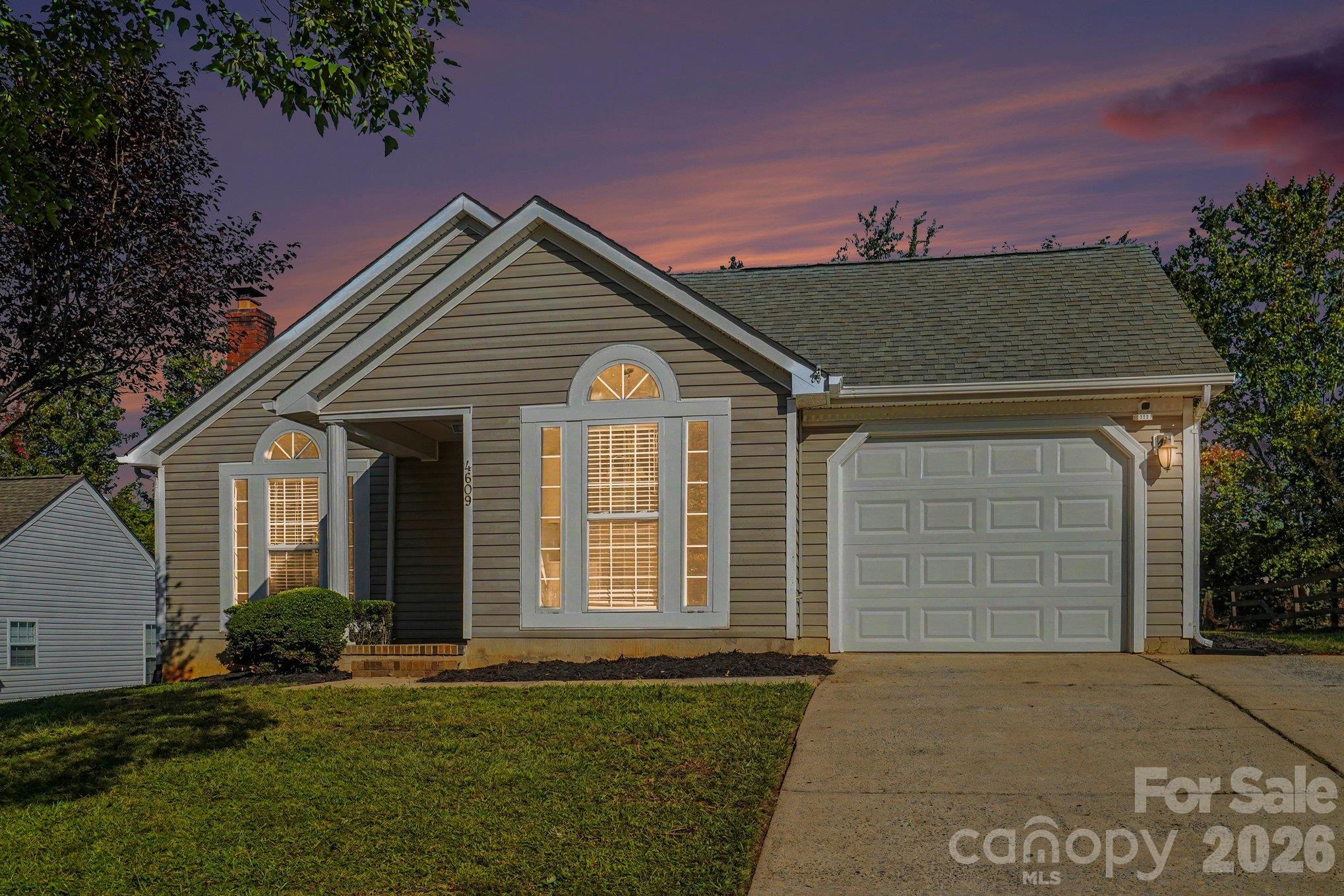 4609 Avalon Forest Lane Property Photo 1