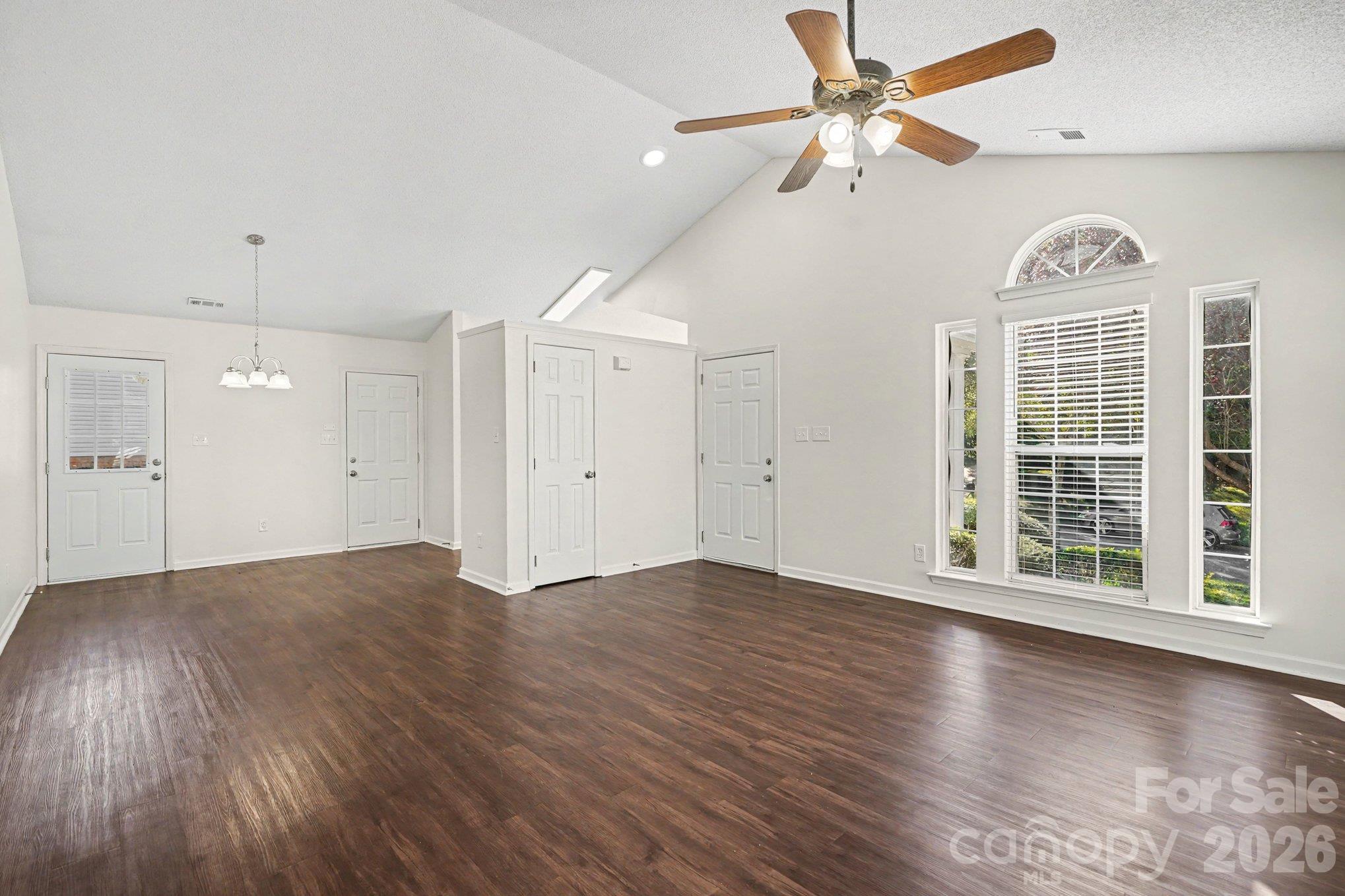 4609 Avalon Forest Lane Property Photo 4