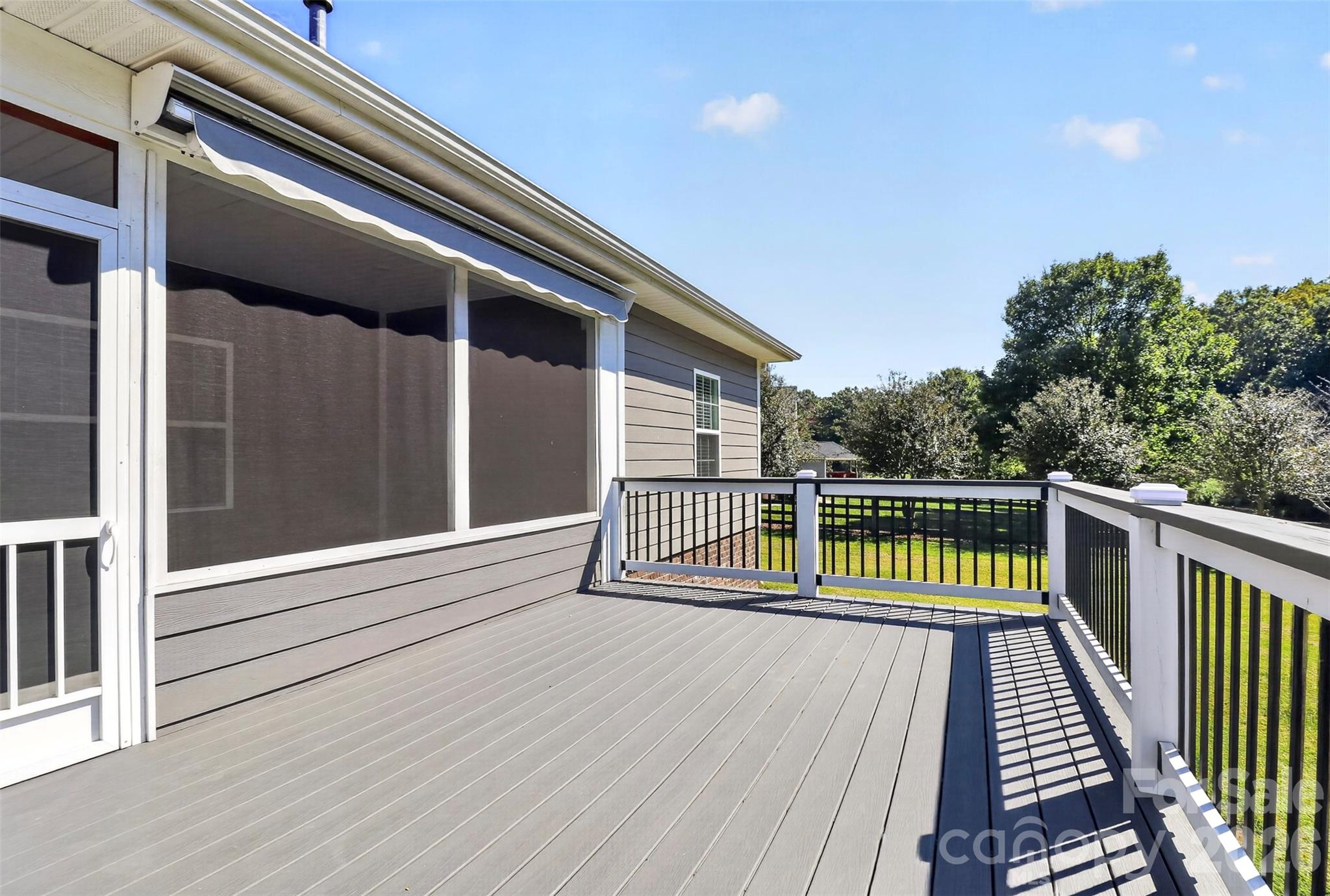 245 Glenwood Drive Property Photo 10