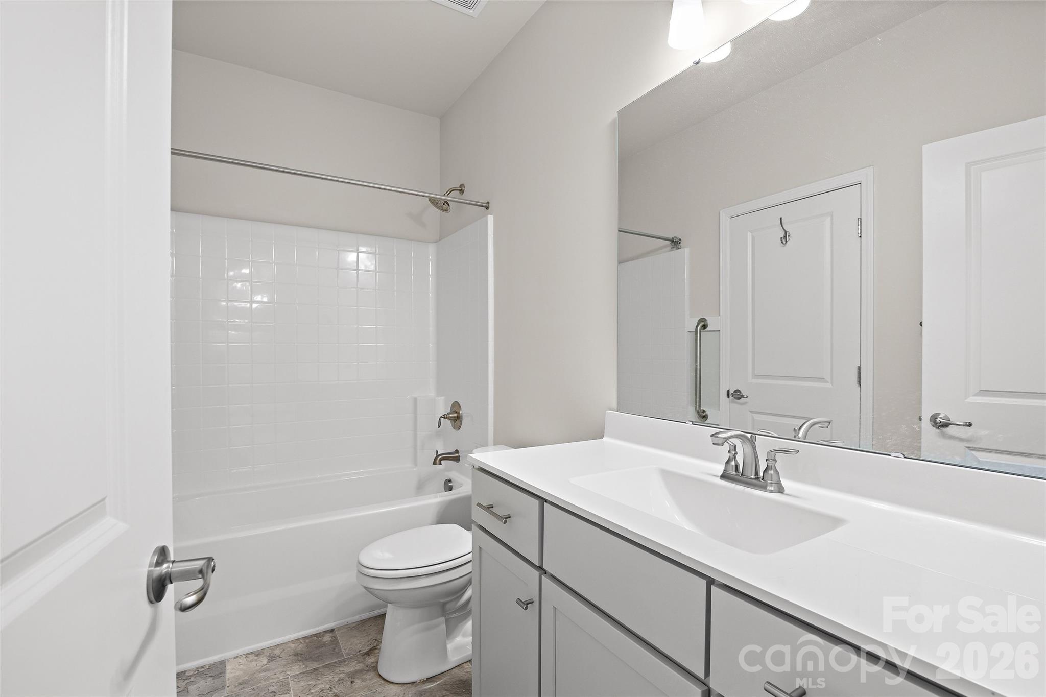 245 Glenwood Drive Property Photo 20