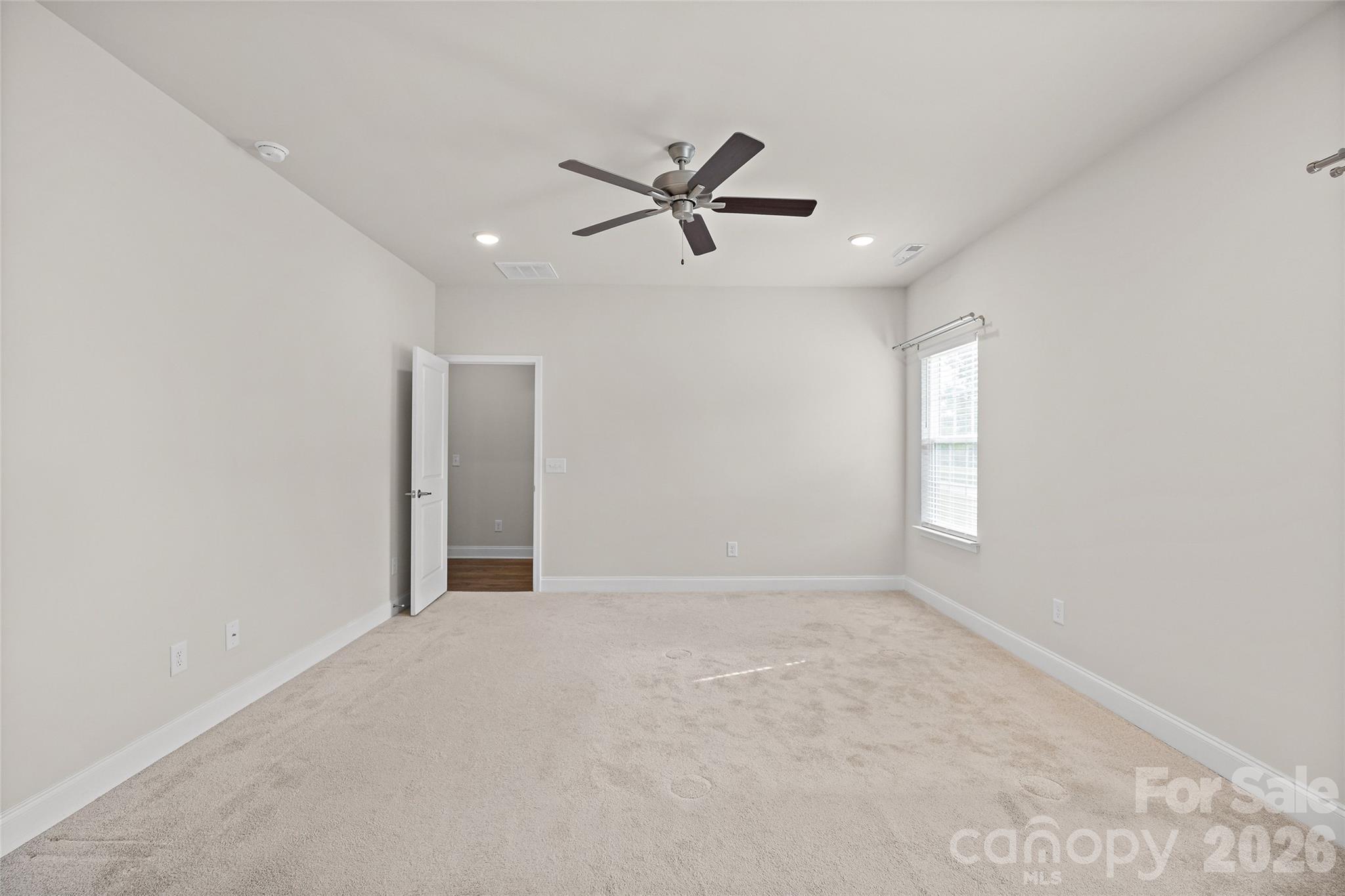 245 Glenwood Drive Property Photo 22