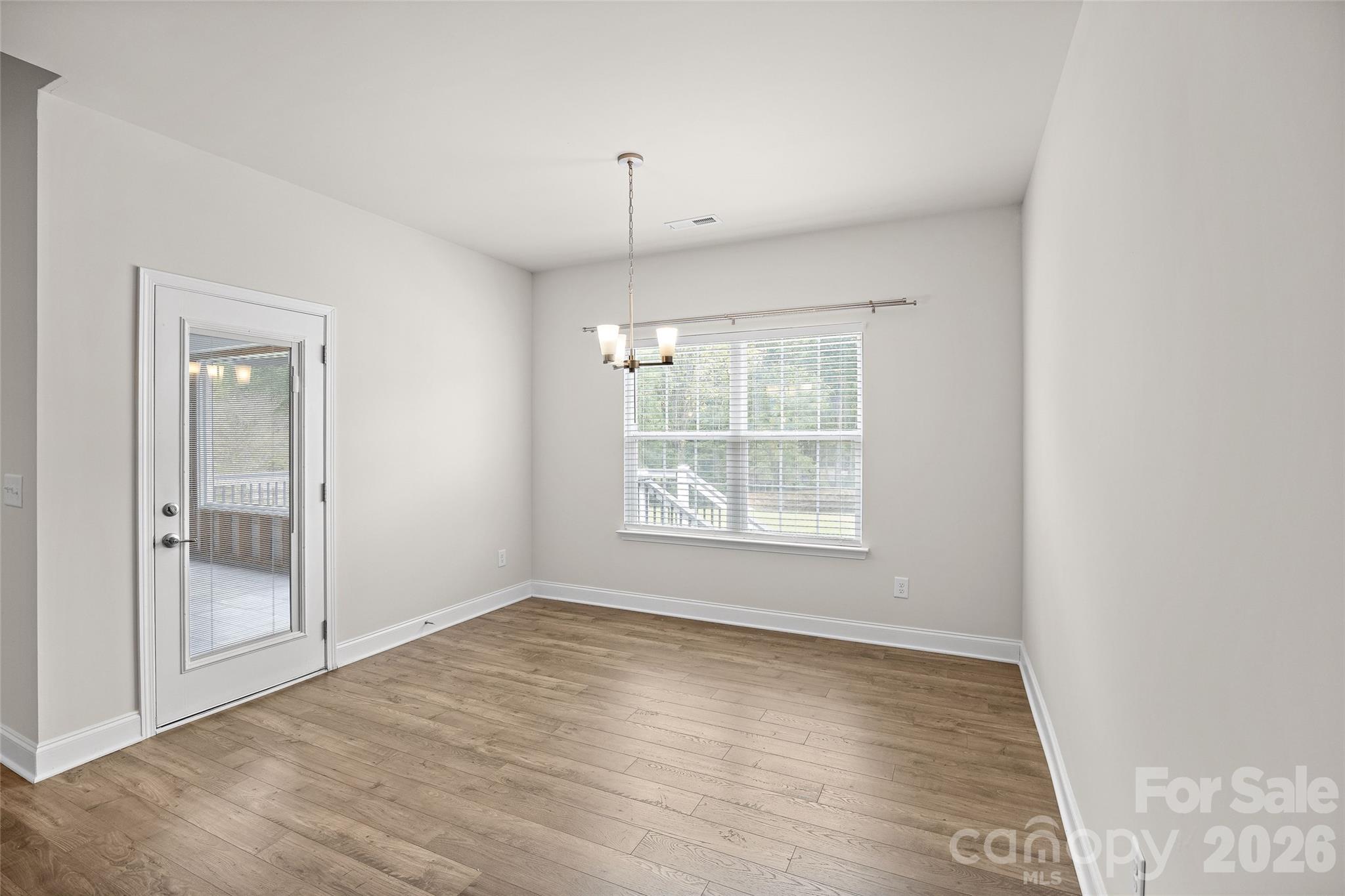 245 Glenwood Drive Property Photo 34