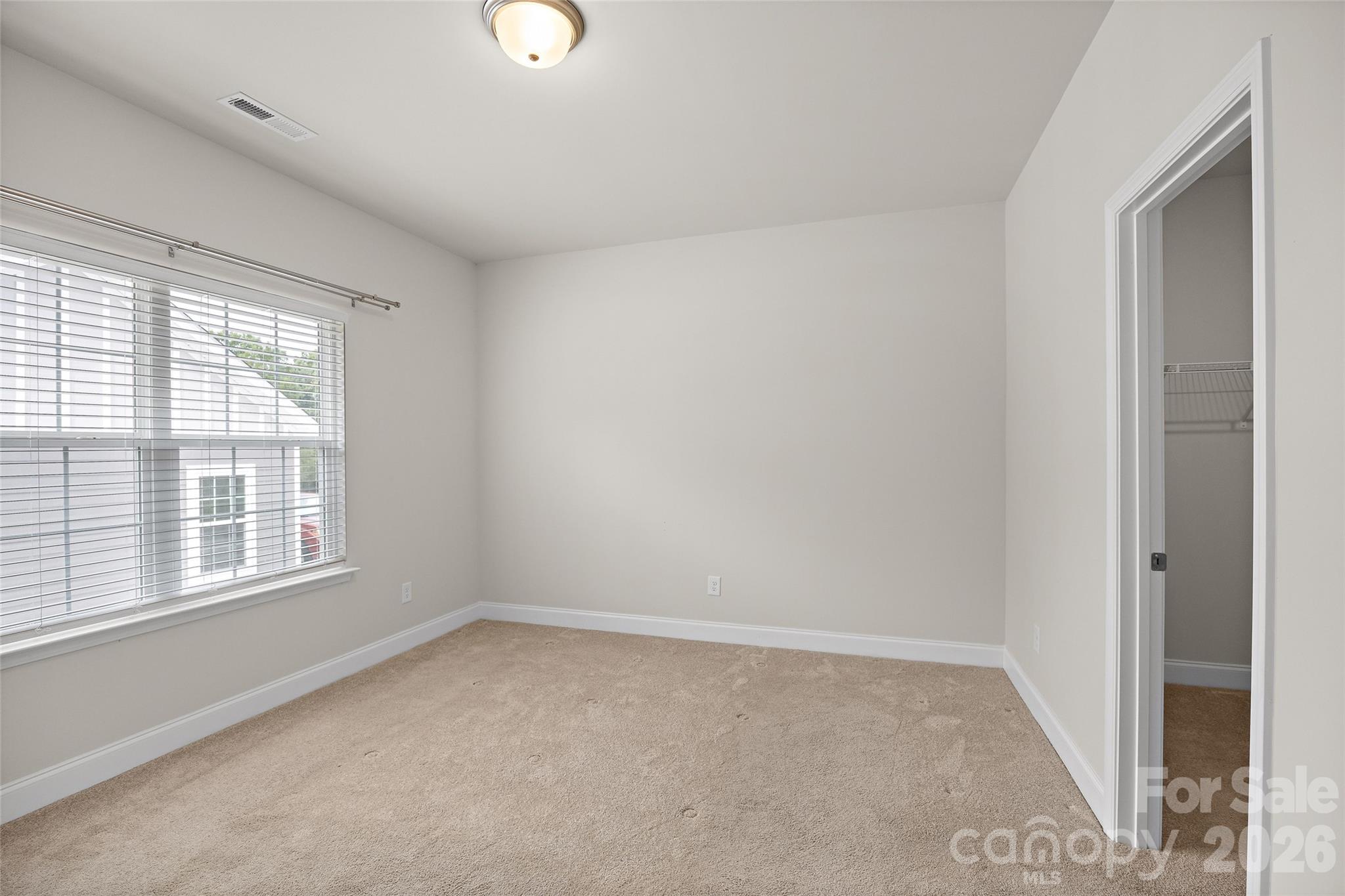 245 Glenwood Drive Property Photo 37