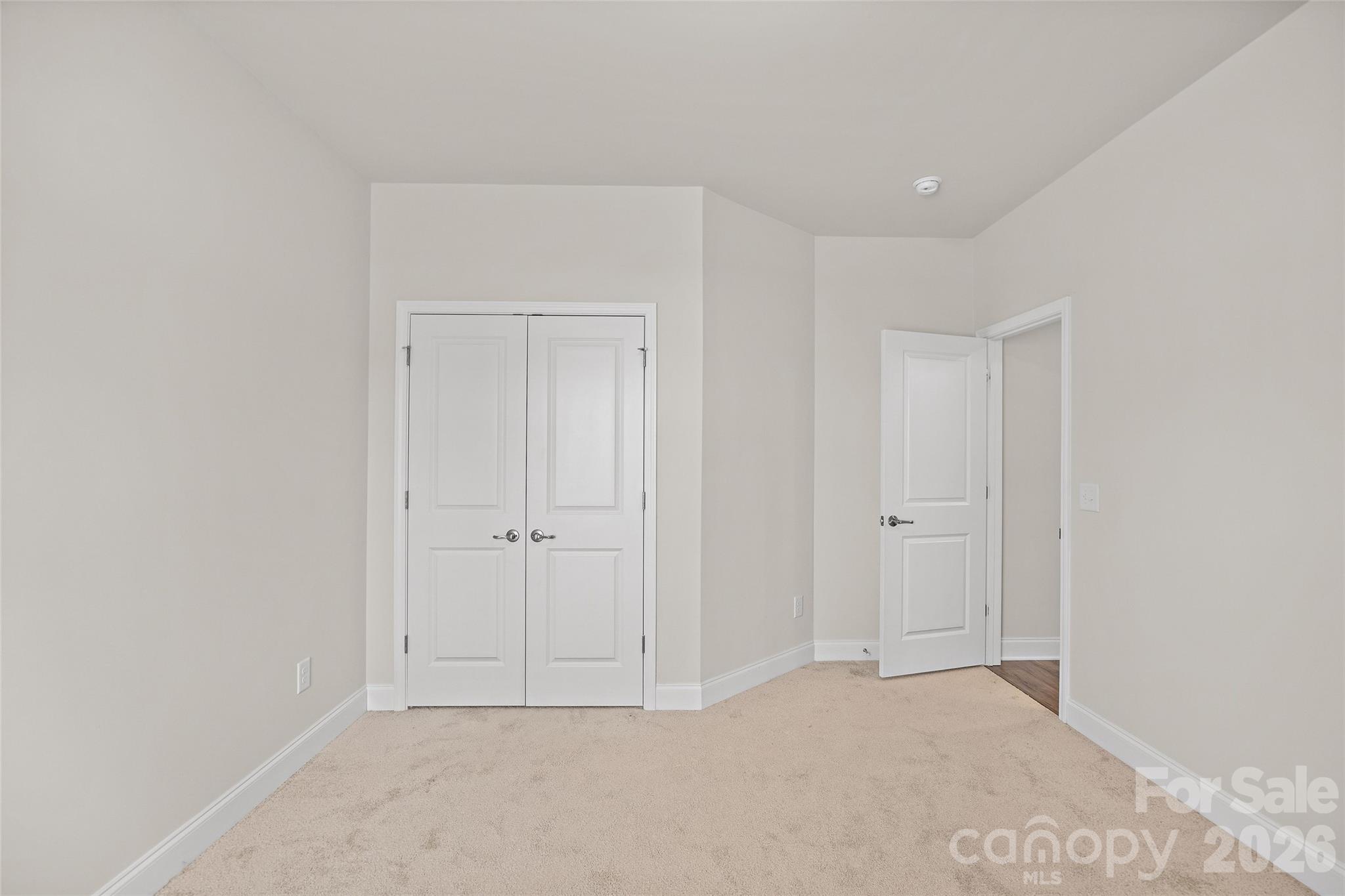 245 Glenwood Drive Property Photo 40
