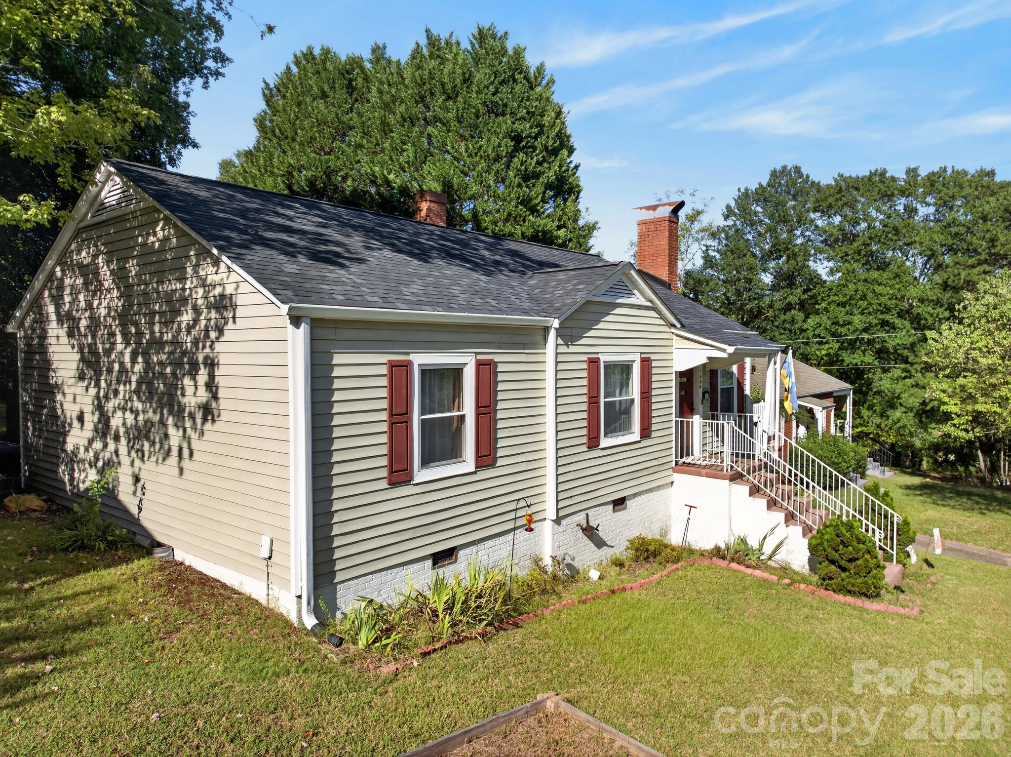 1068 14th Avenue Property Photo 7