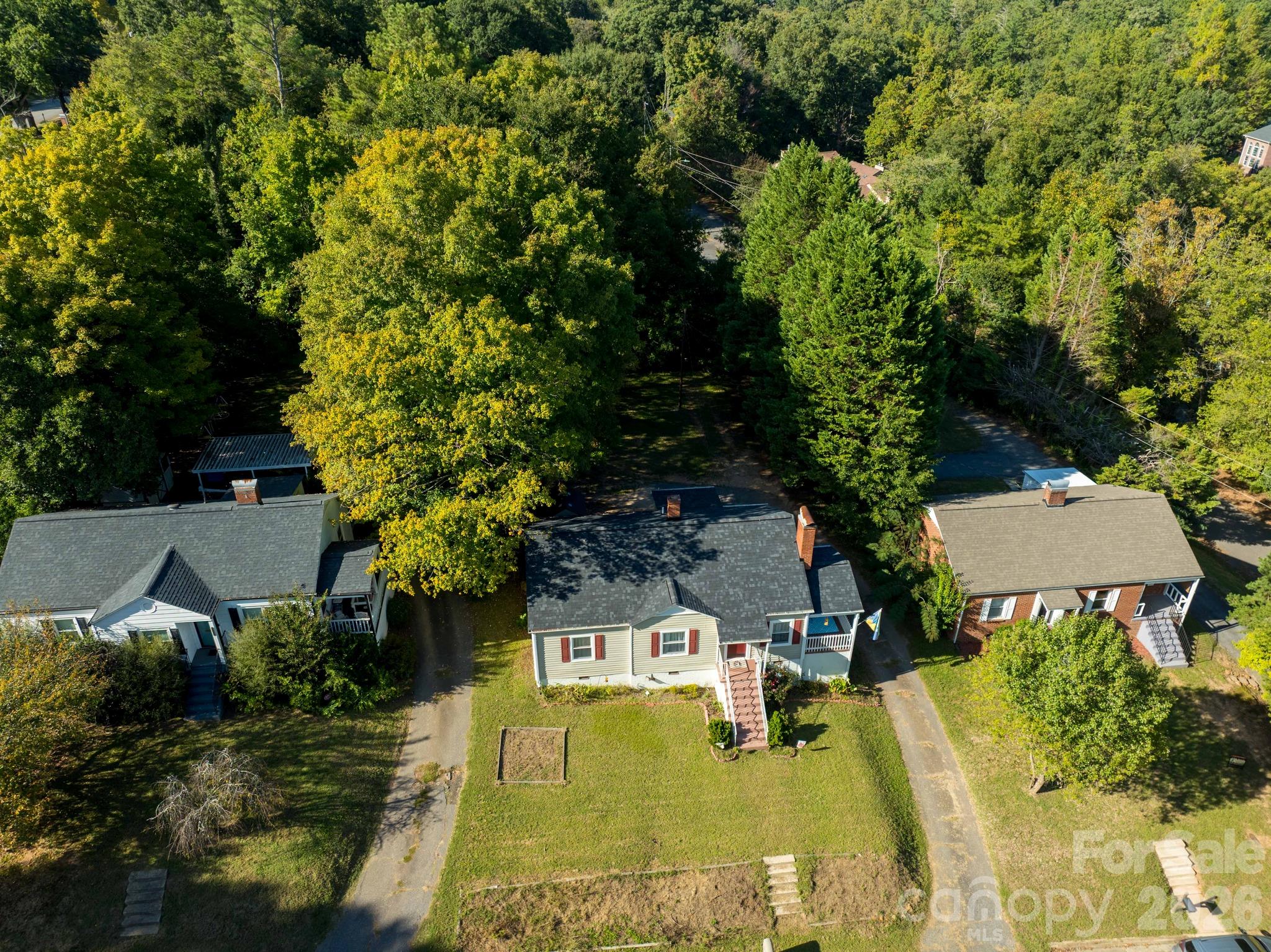 1068 14th Avenue Property Photo 10