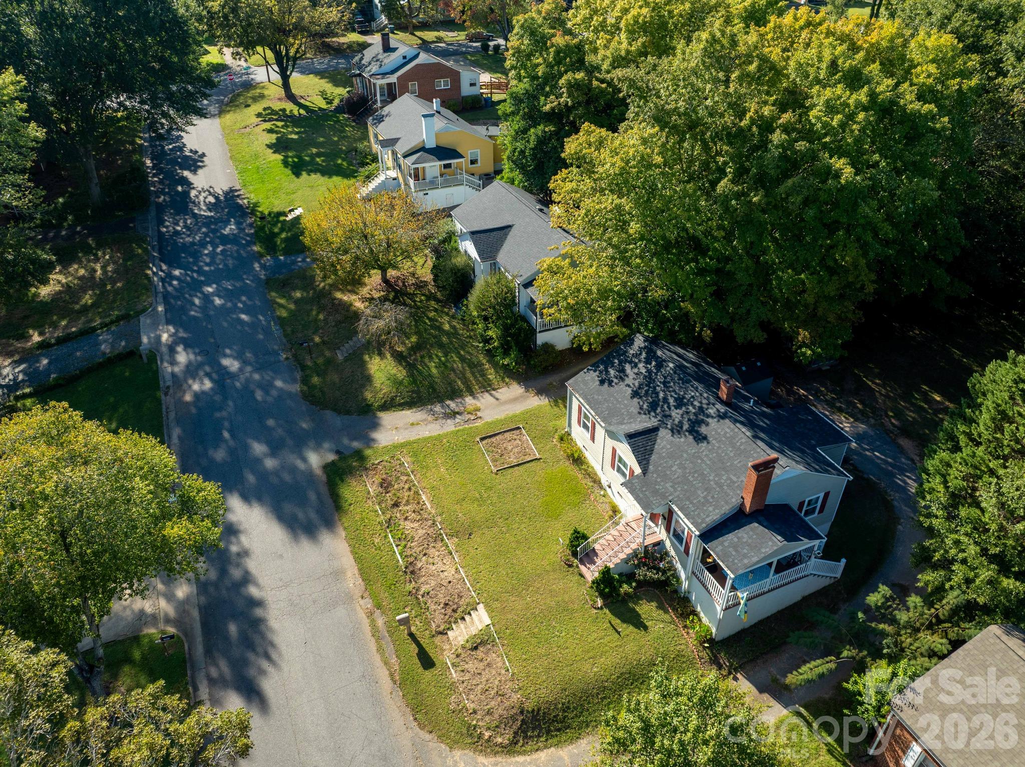 1068 14th Avenue Property Photo 11