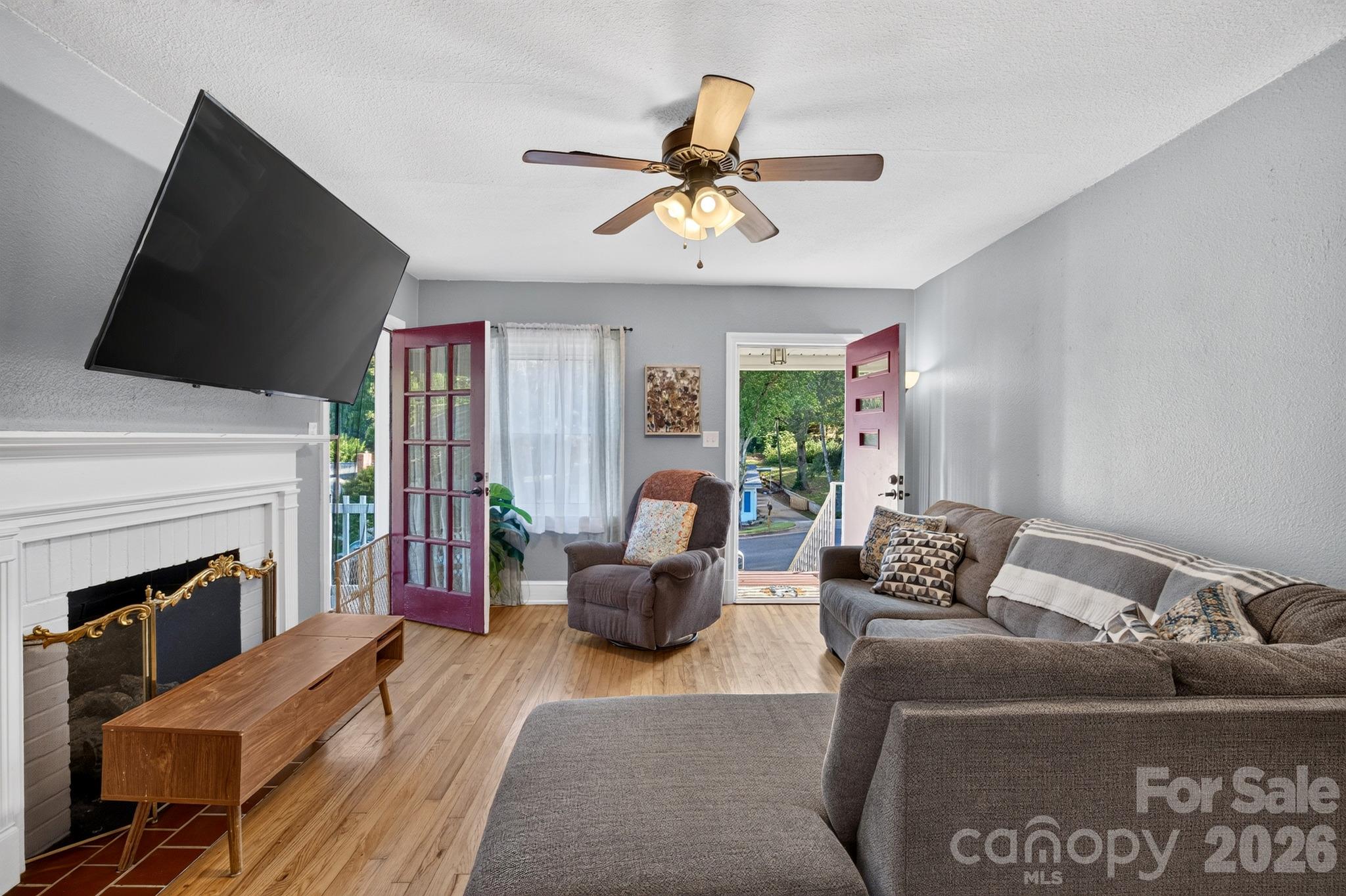 1068 14th Avenue Property Photo 18