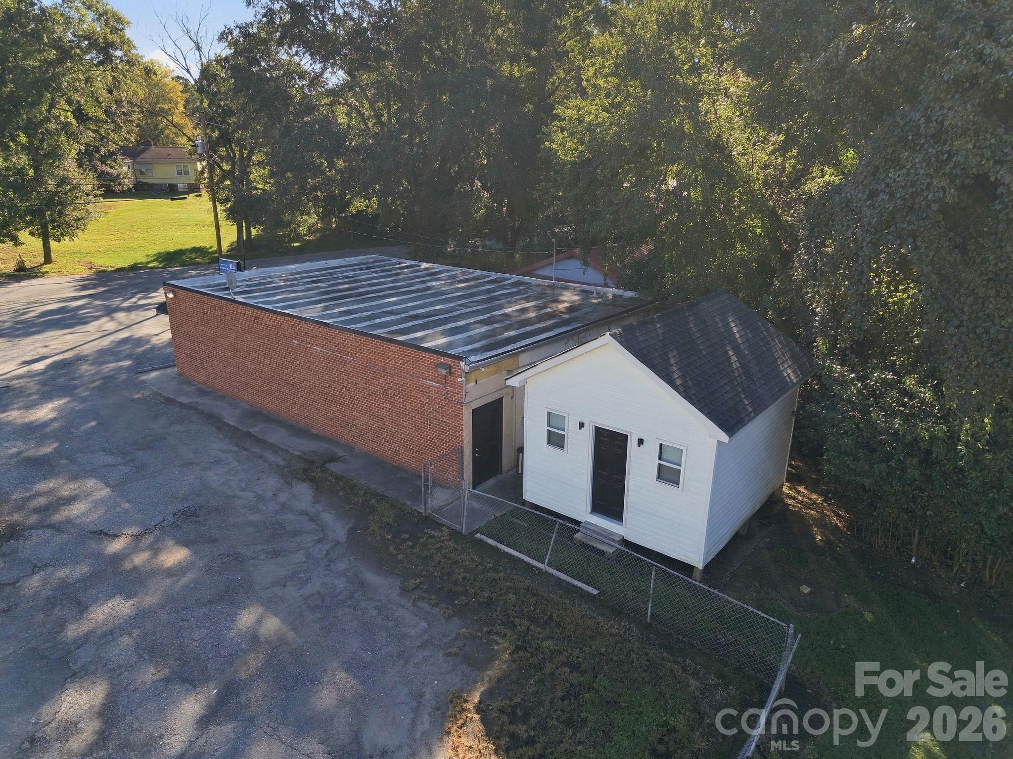 510 Beaty Road Property Photo 2