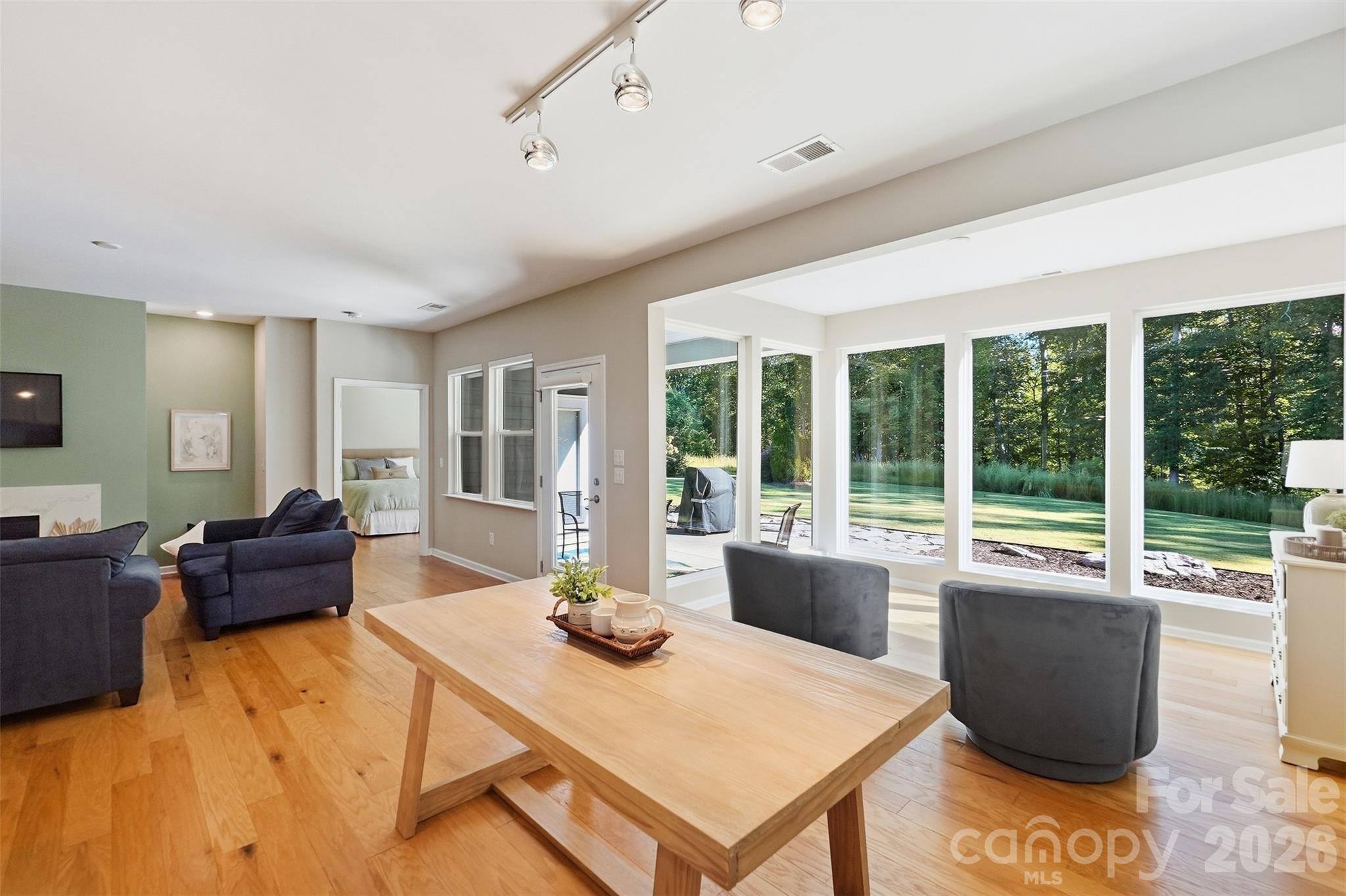 8122 Asher Chase Trail Property Photo 17