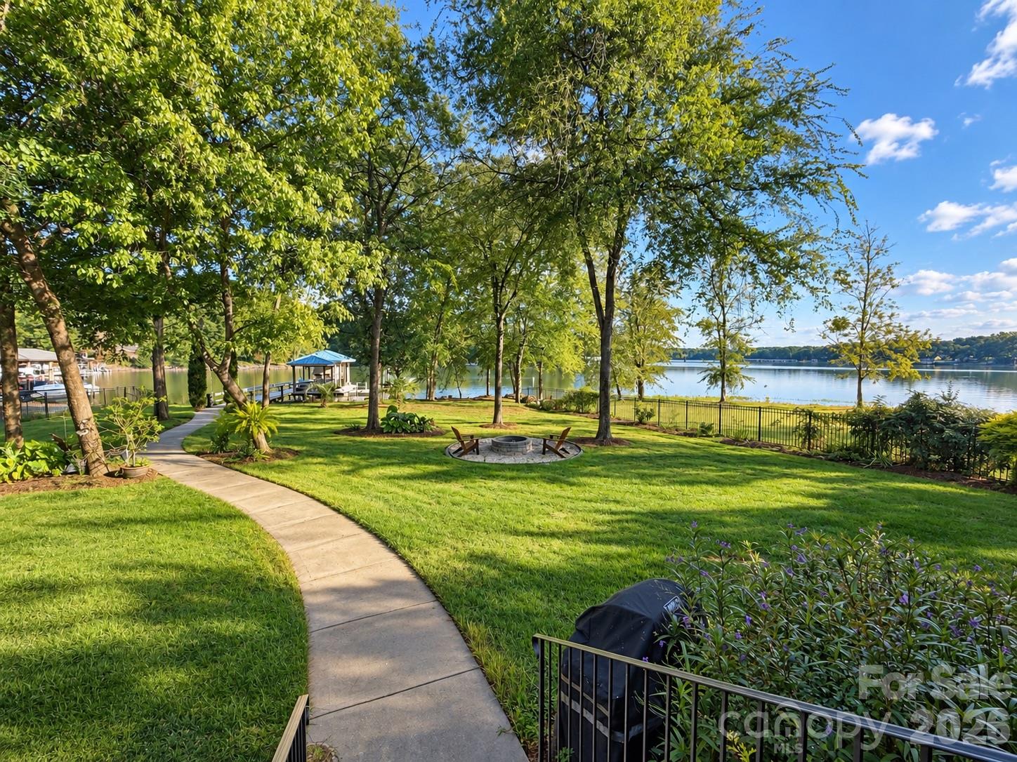 844 Armstrong Road Property Photo 7
