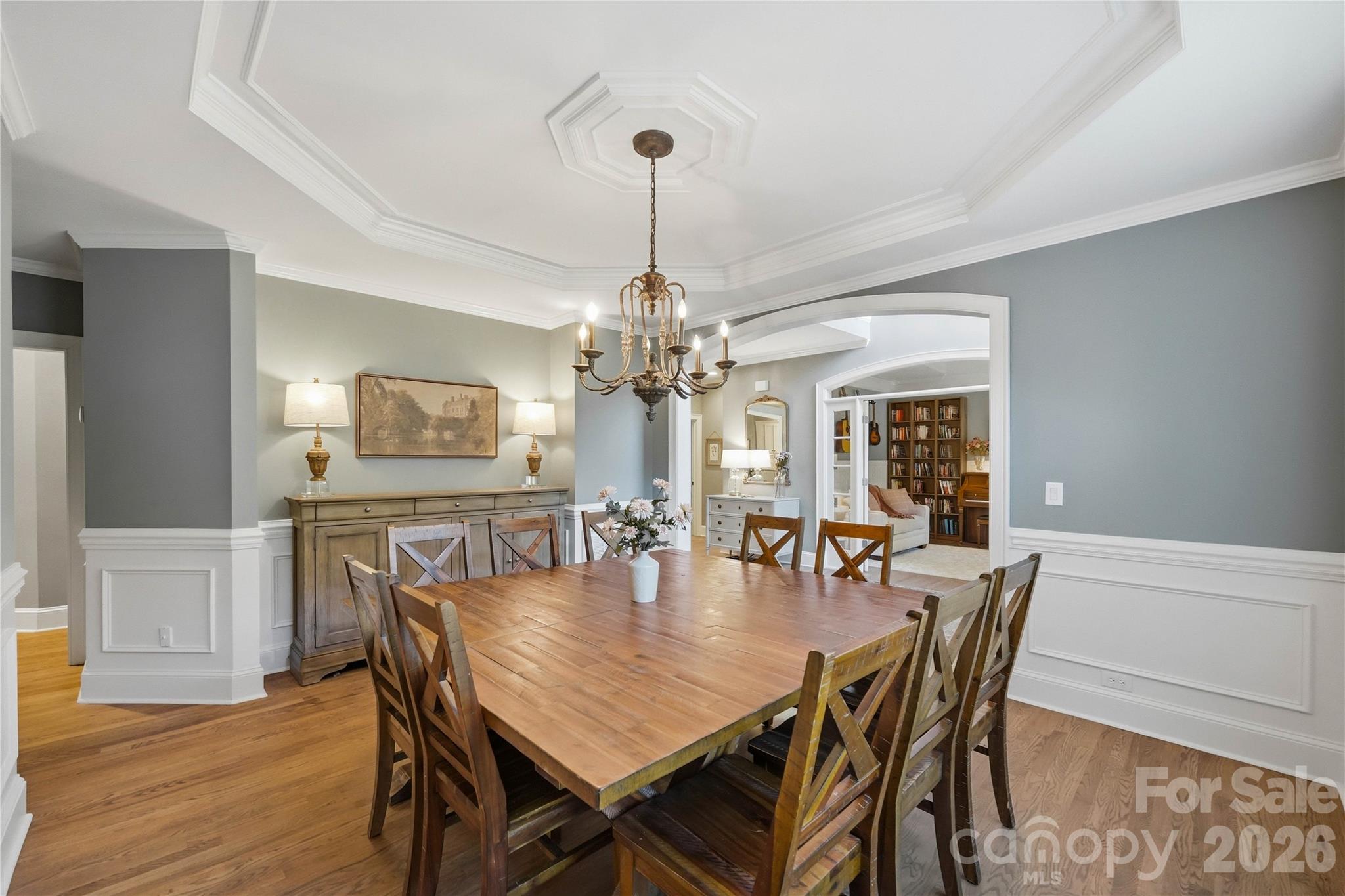 28015 Villa Walk Lane Property Photo 8