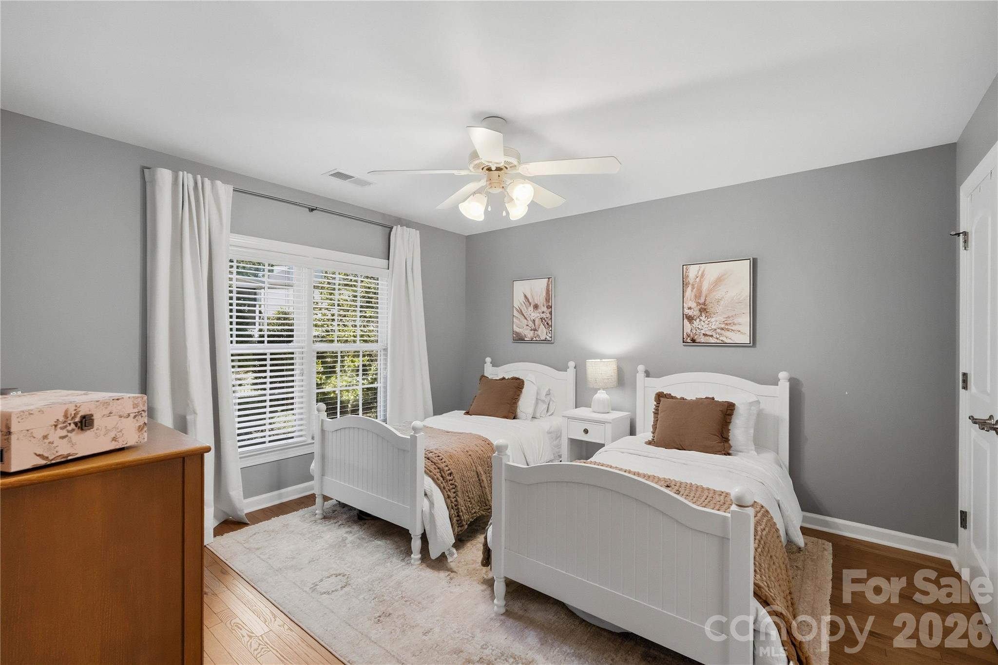 28015 Villa Walk Lane Property Photo 33