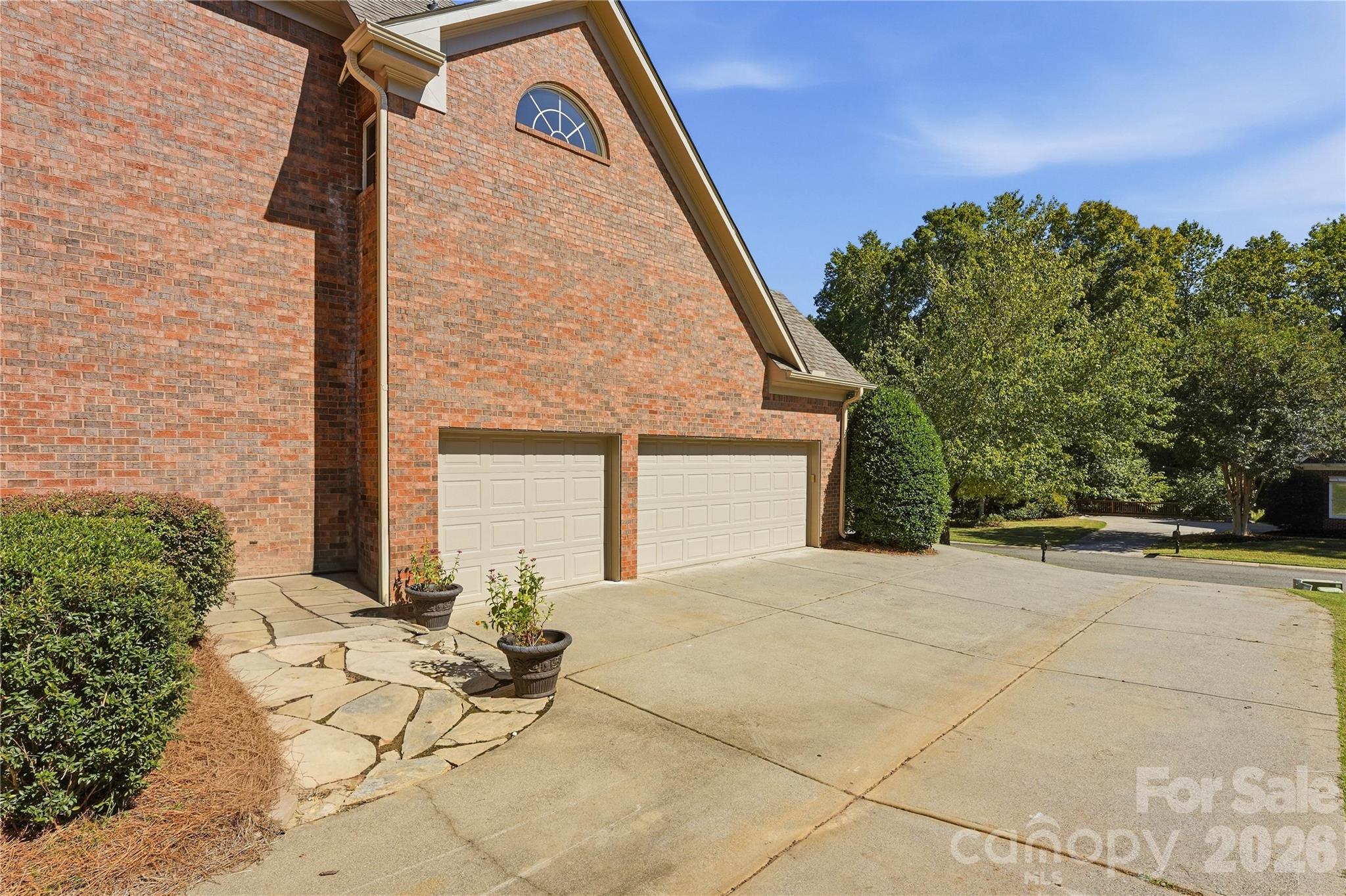 28015 Villa Walk Lane Property Photo 44