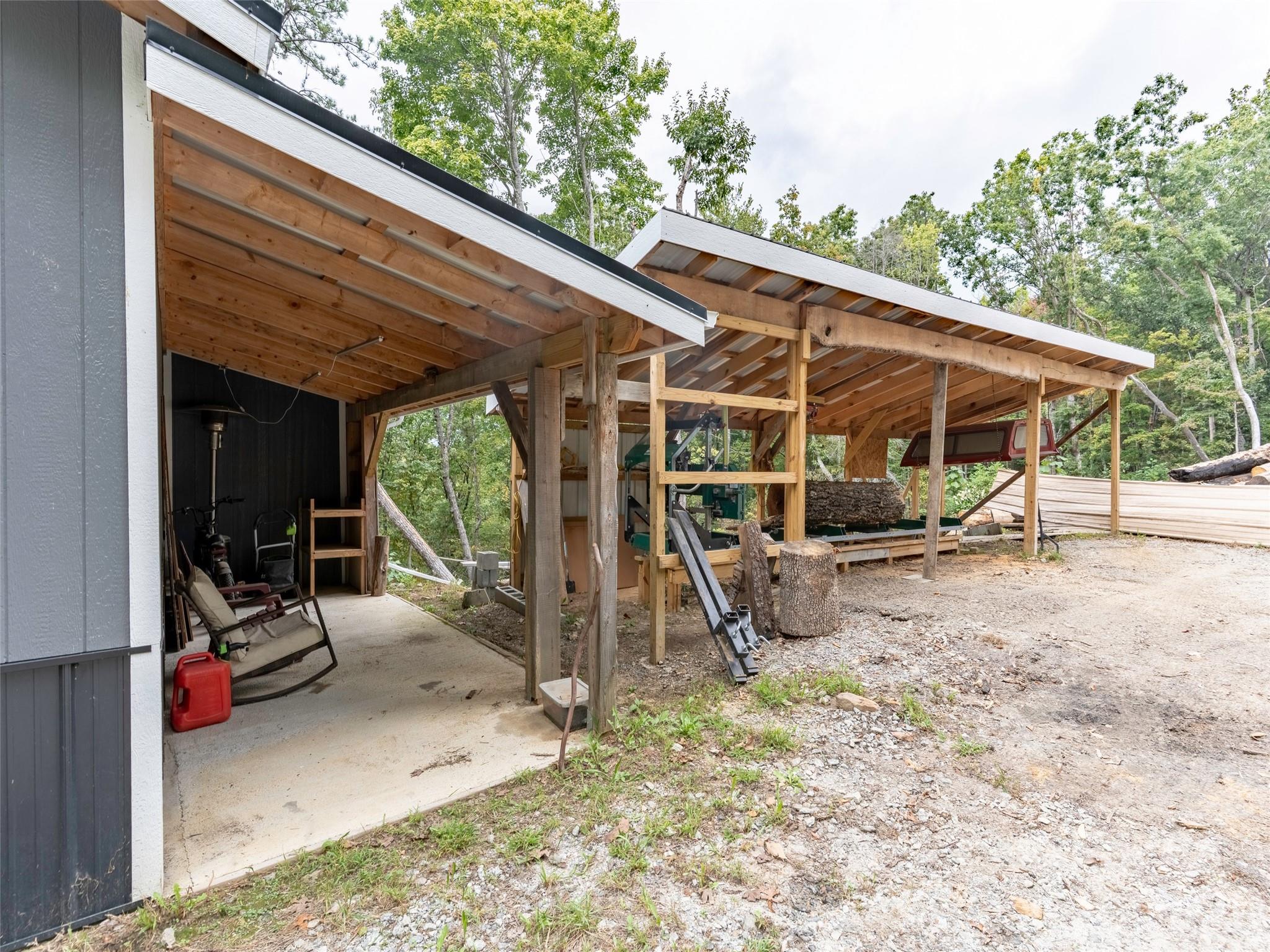72 & 00 Jacks Paw Lane Property Photo 32