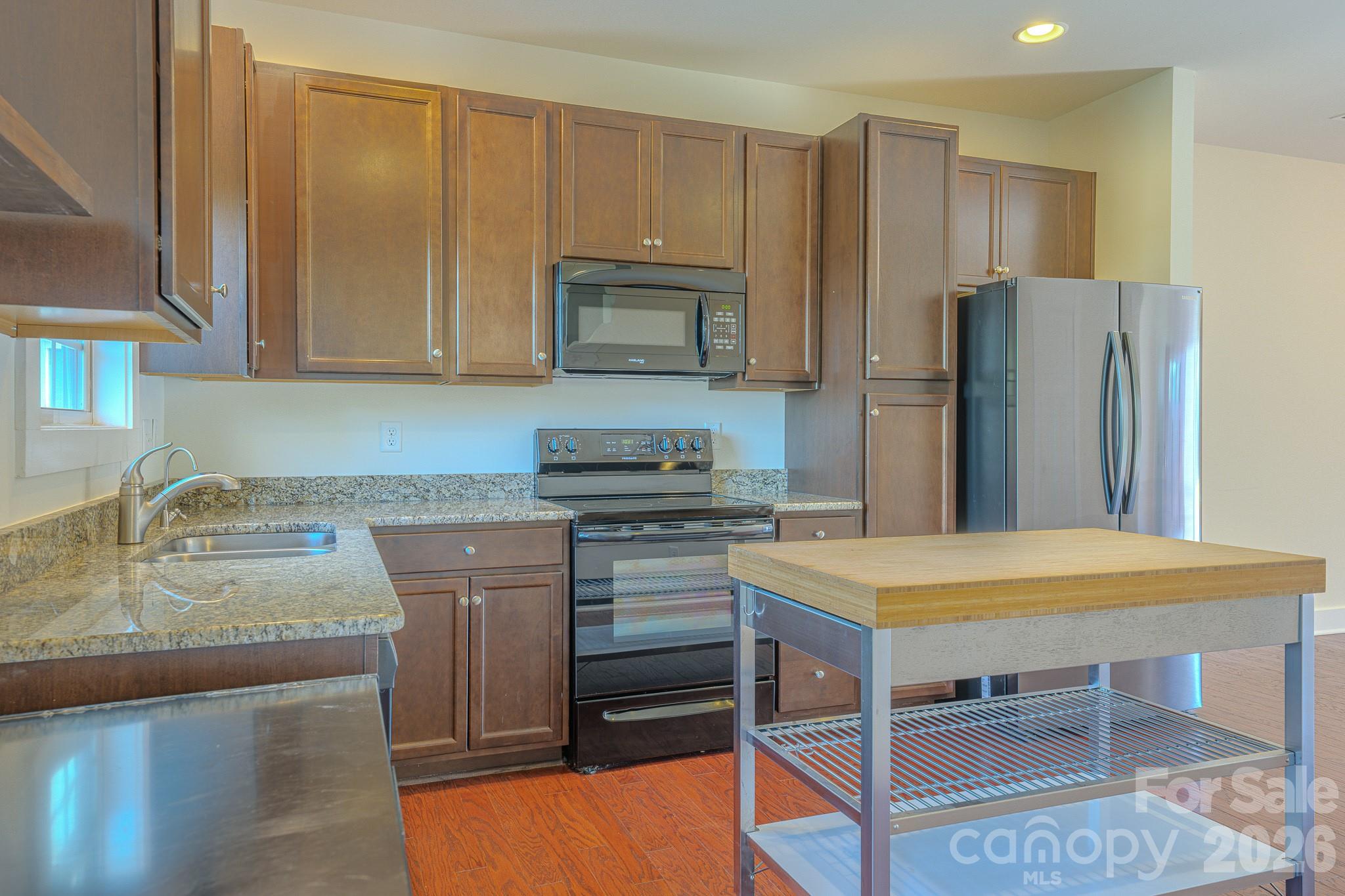 623 Cardwell Lane Property Photo 11