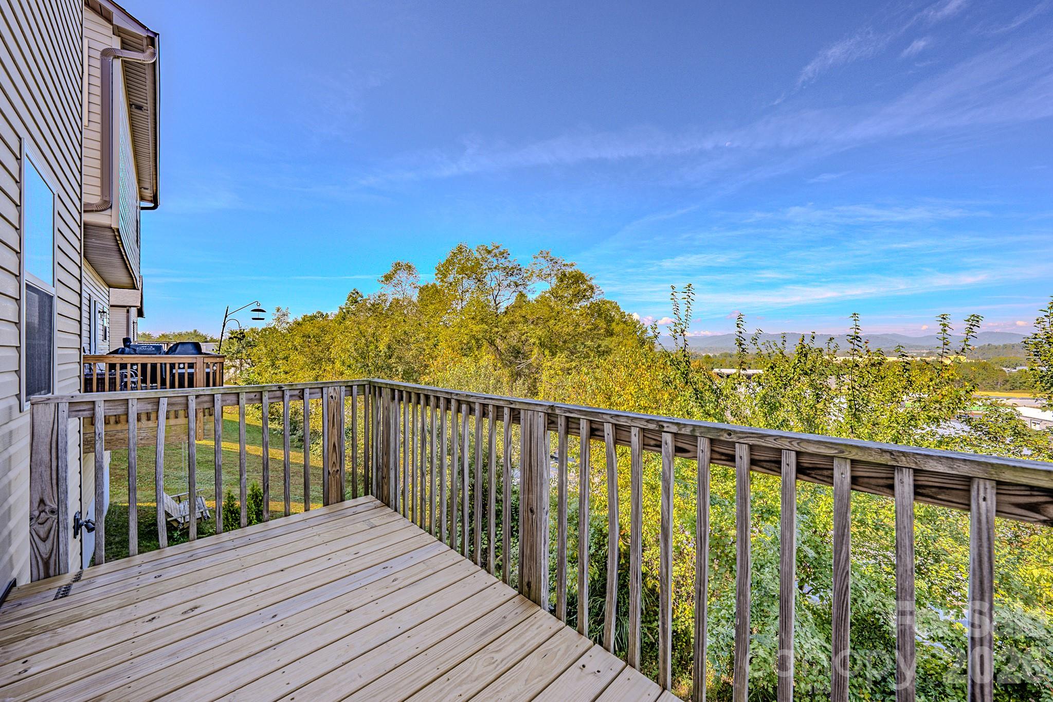 623 Cardwell Lane Property Photo 17