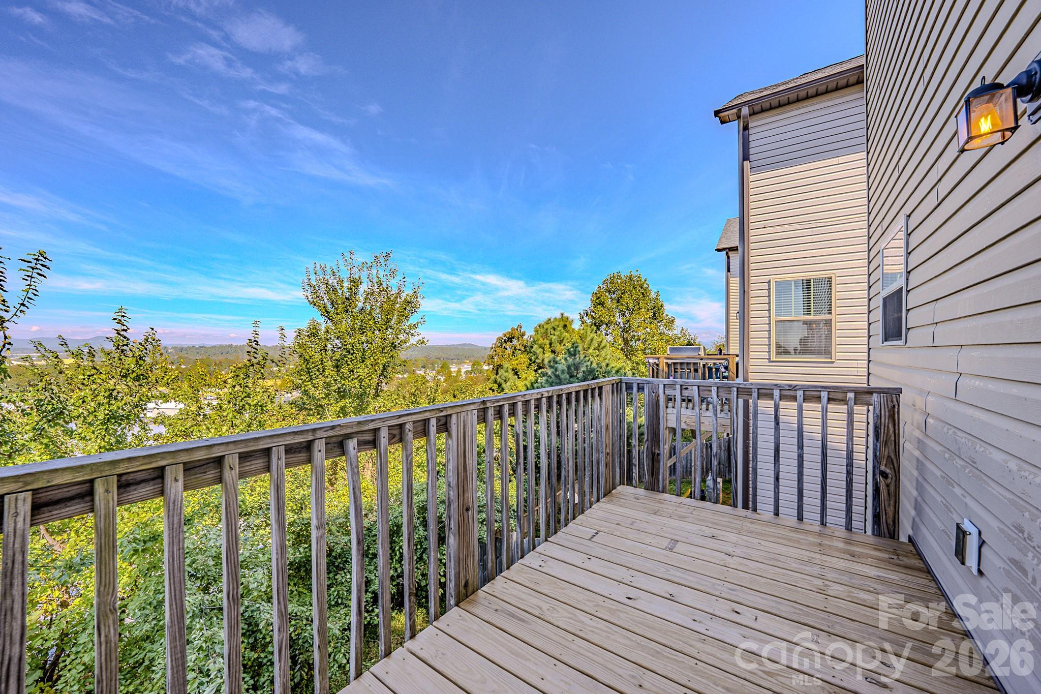 623 Cardwell Lane Property Photo 18