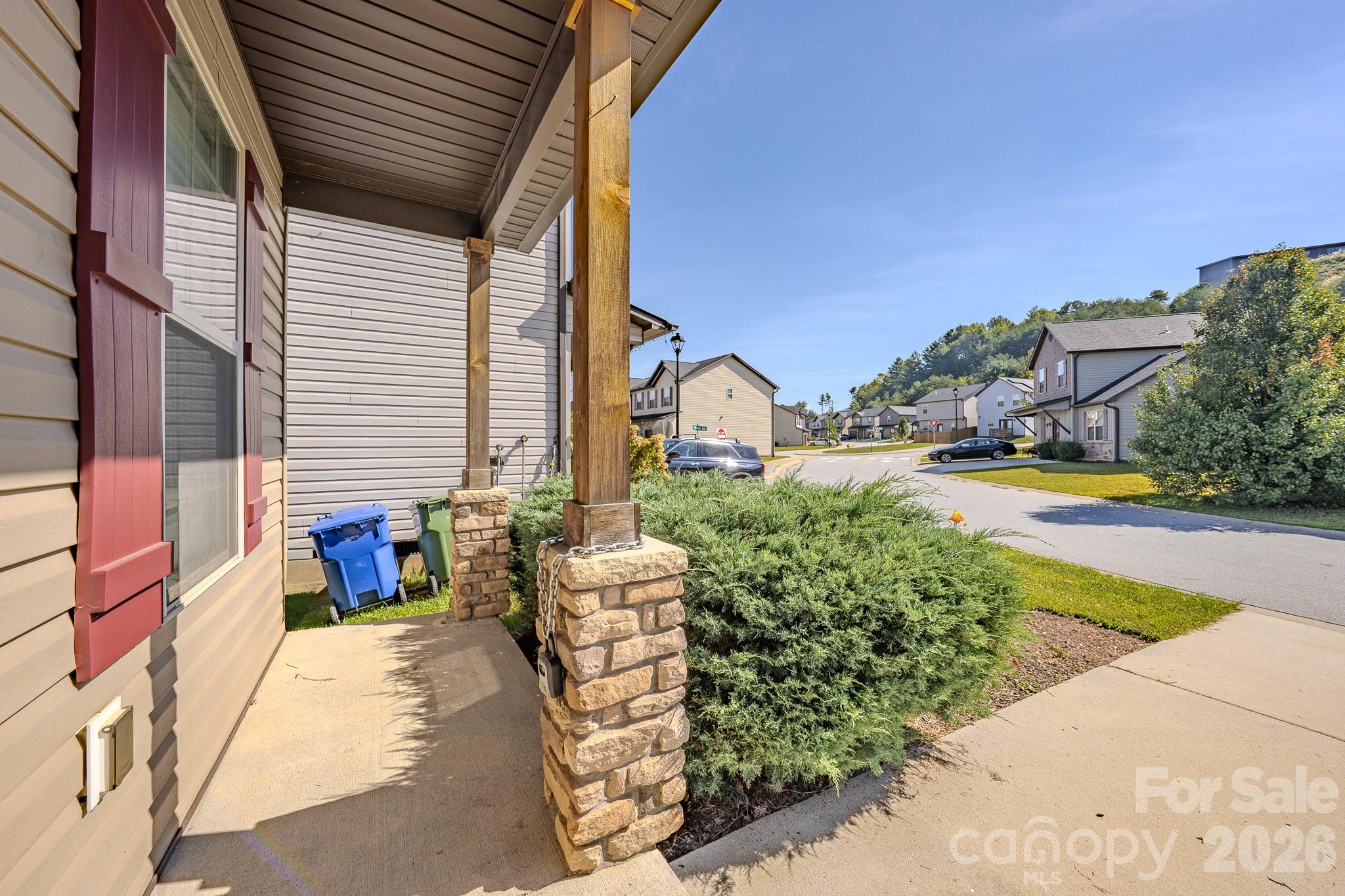 623 Cardwell Lane Property Photo 36