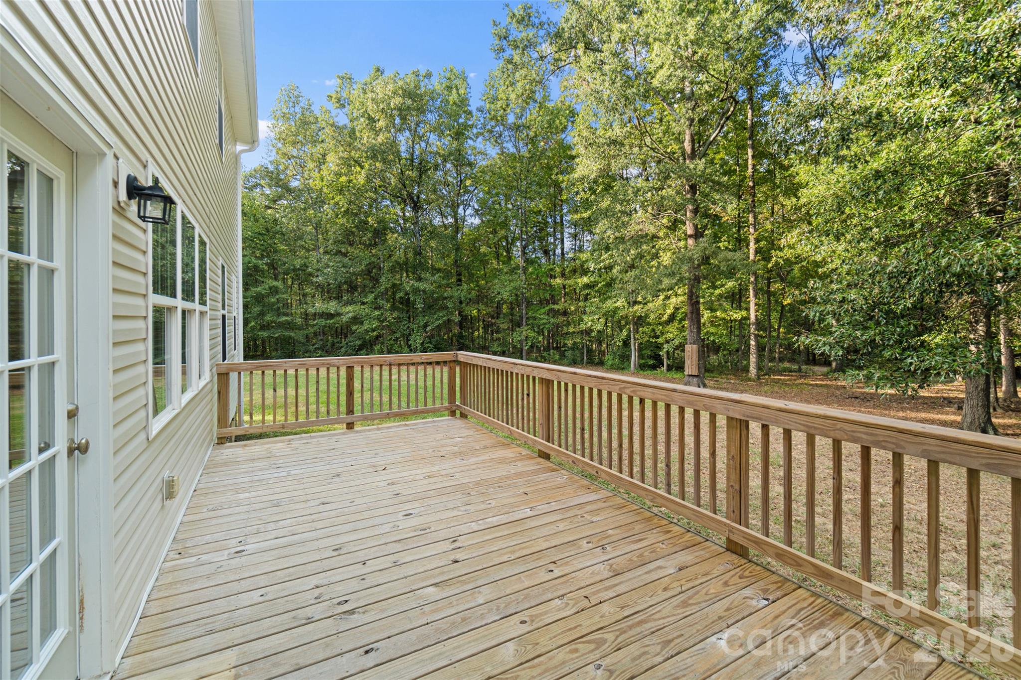 5316 Griffith Road Property Photo 14