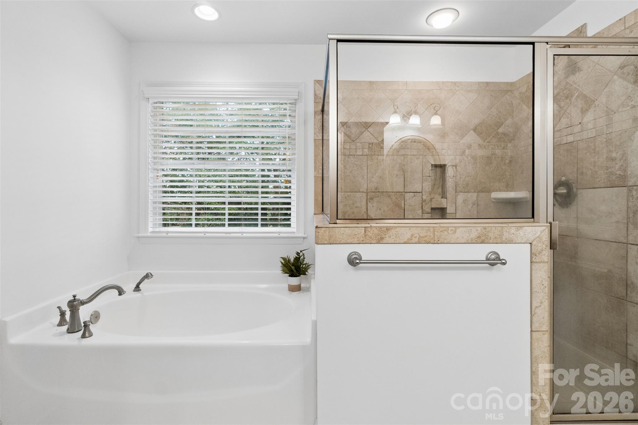 5316 Griffith Road Property Photo 17