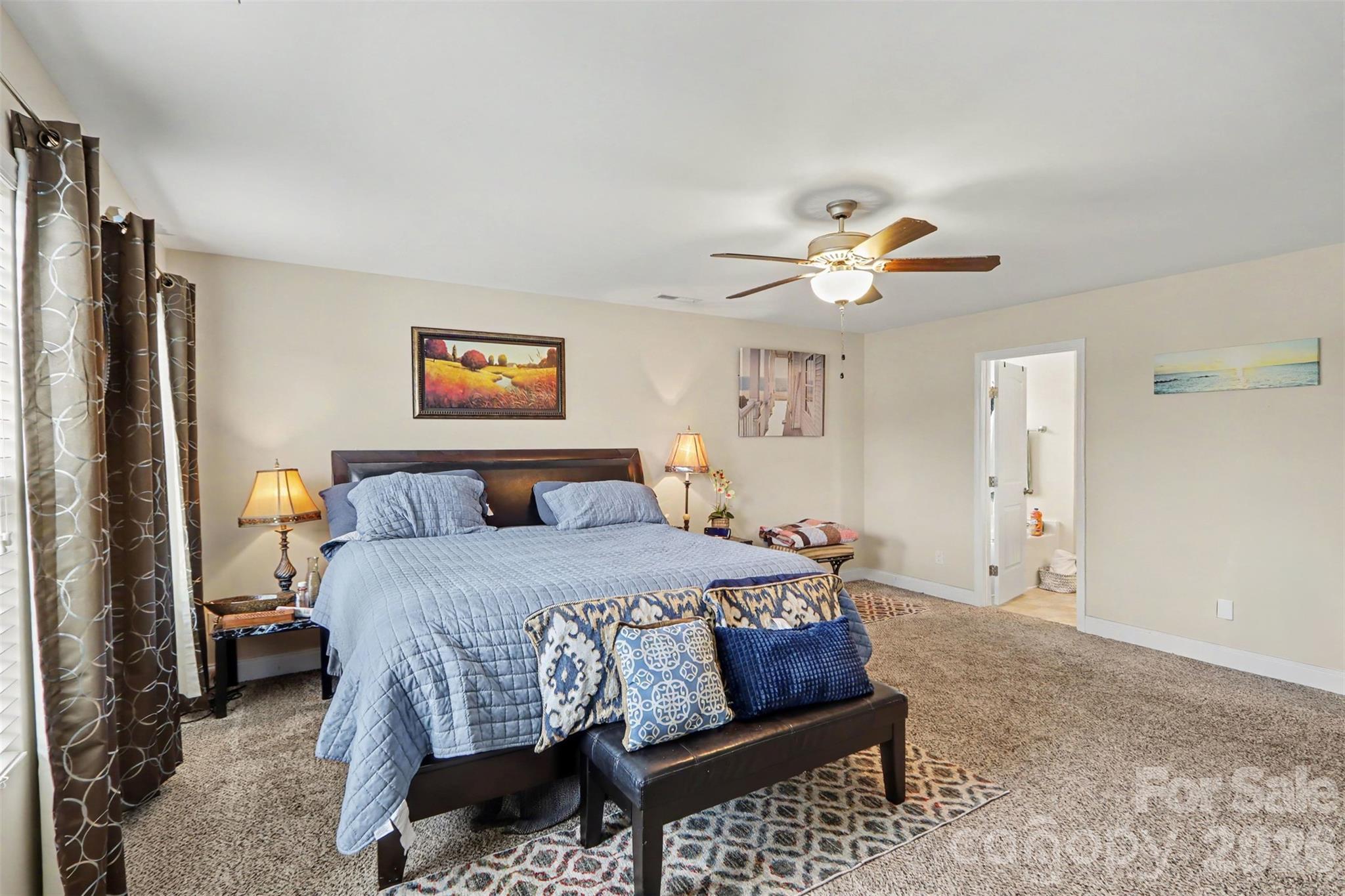 8813 Crape Myrtle Drive Property Photo 14