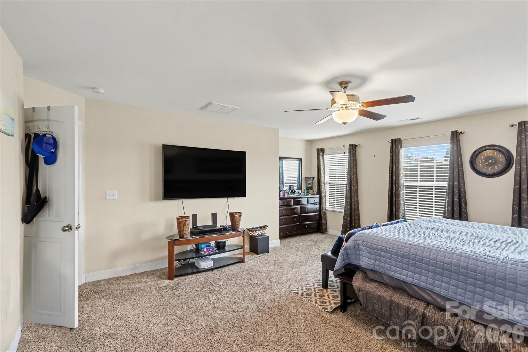 8813 Crape Myrtle Drive Property Photo 15