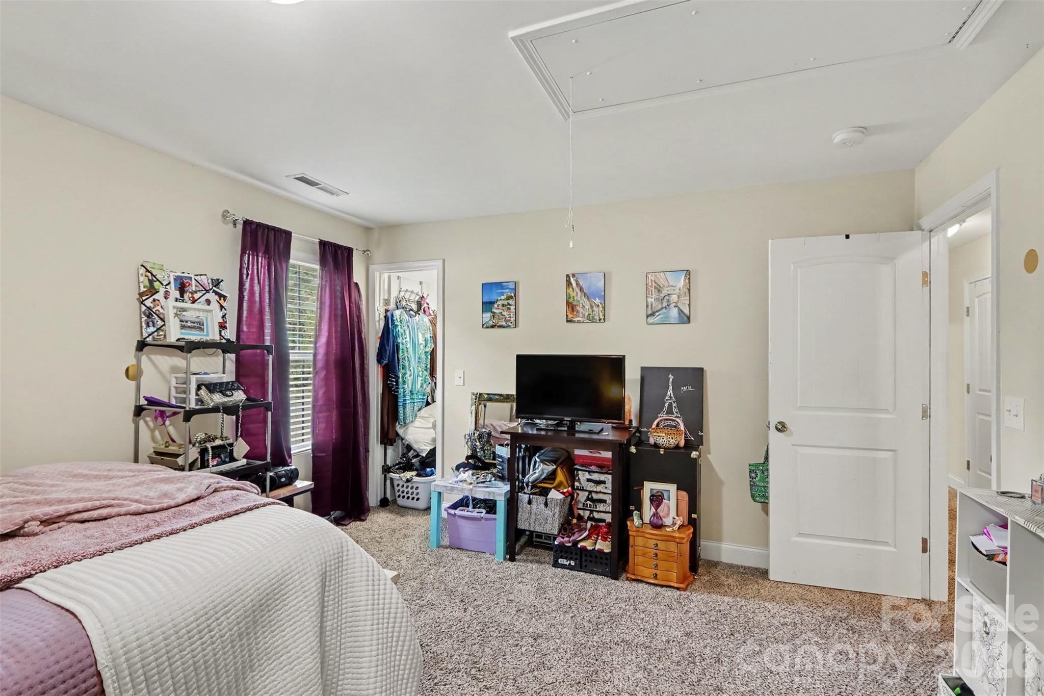 8813 Crape Myrtle Drive Property Photo 21