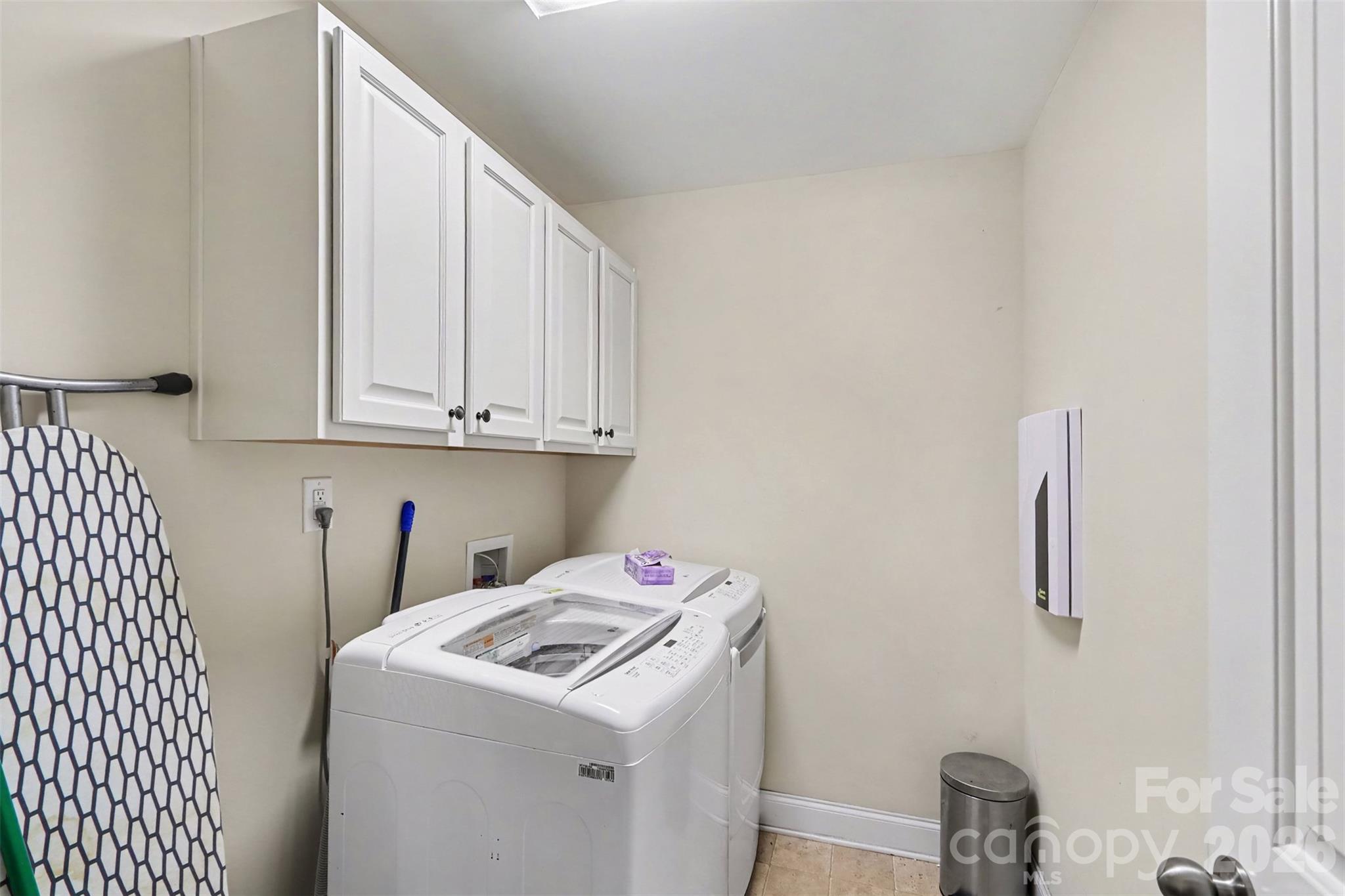 8813 Crape Myrtle Drive Property Photo 23