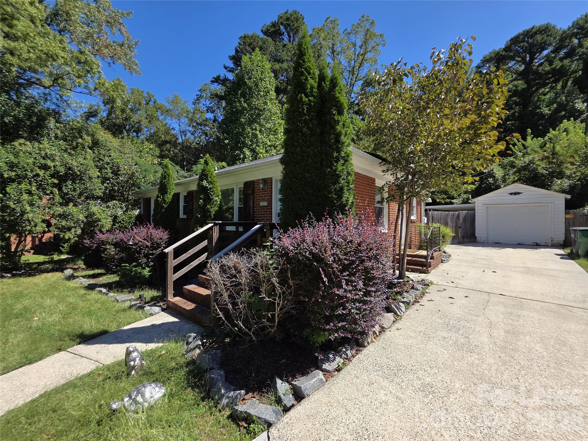 3520 Draper Avenue Property Photo 17