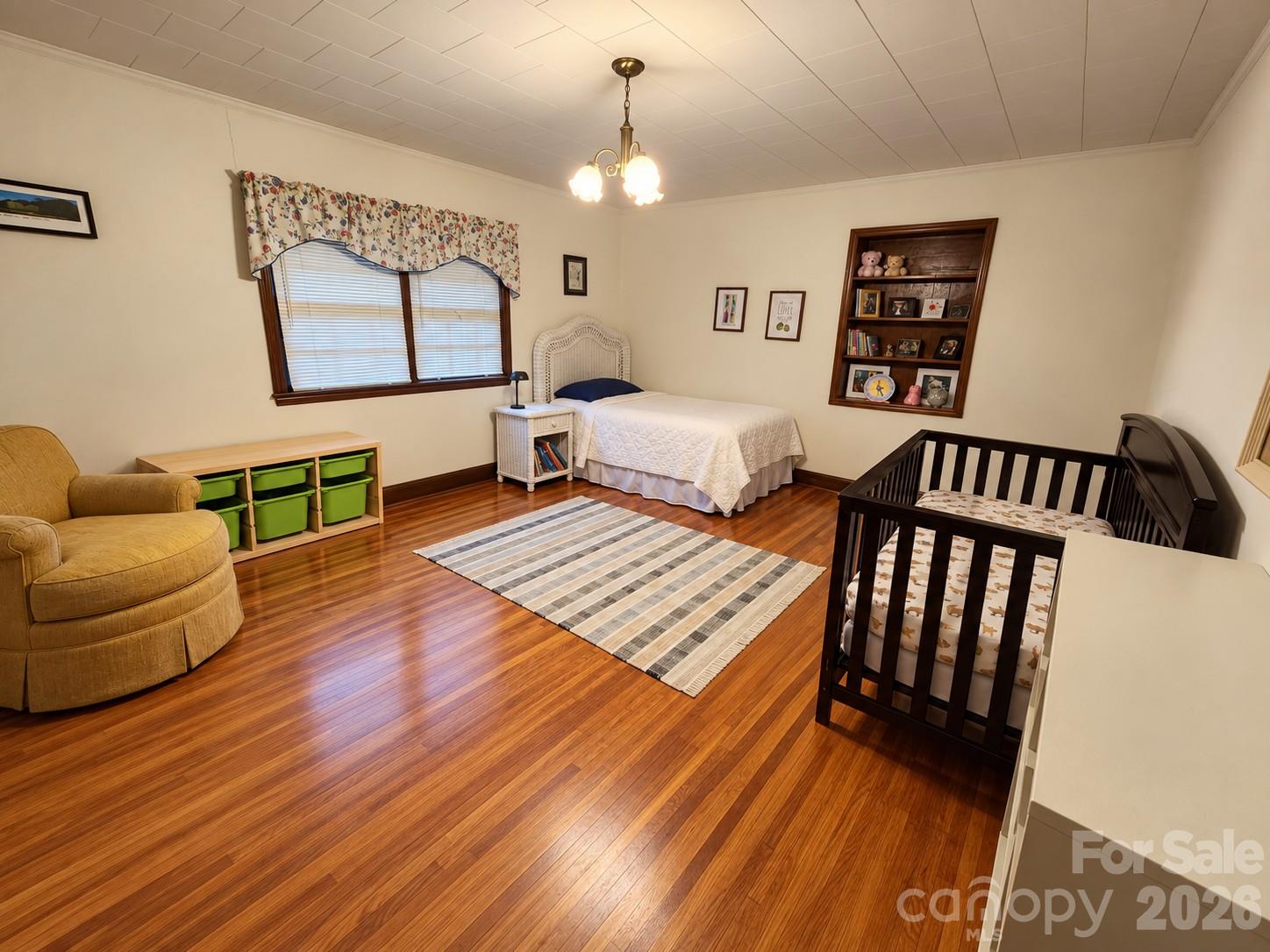 2419 Rhyneland Street Property Photo 12