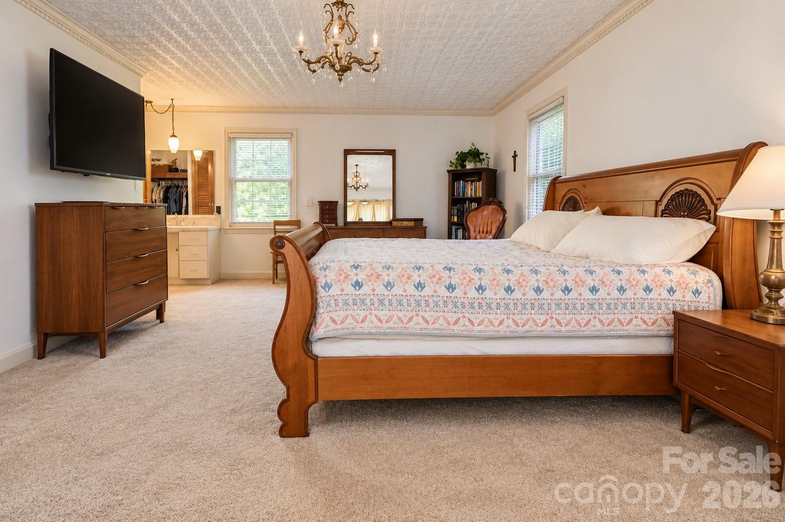 2419 Rhyneland Street Property Photo 16