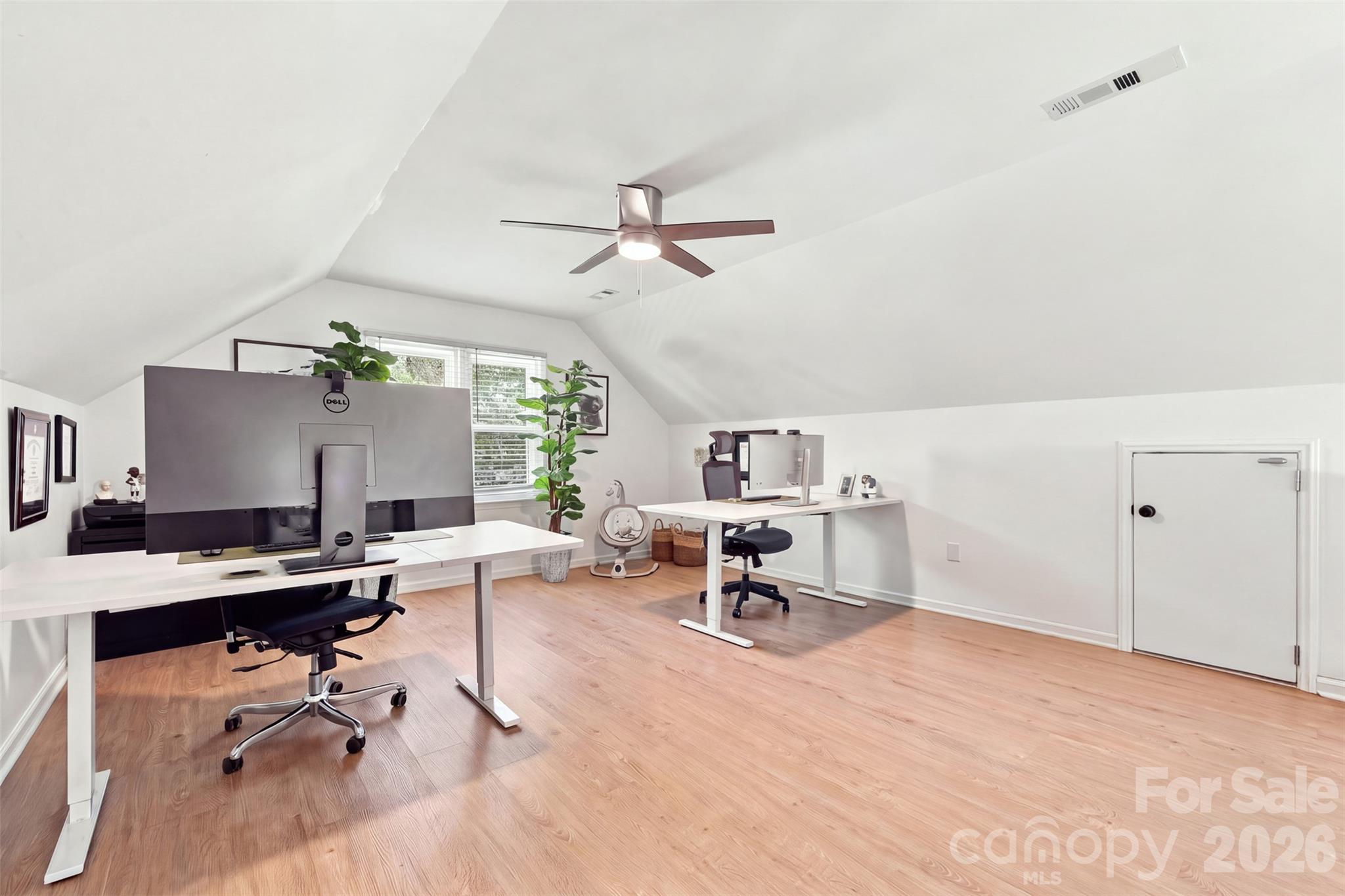 7122 Rothmore Street Property Photo 23