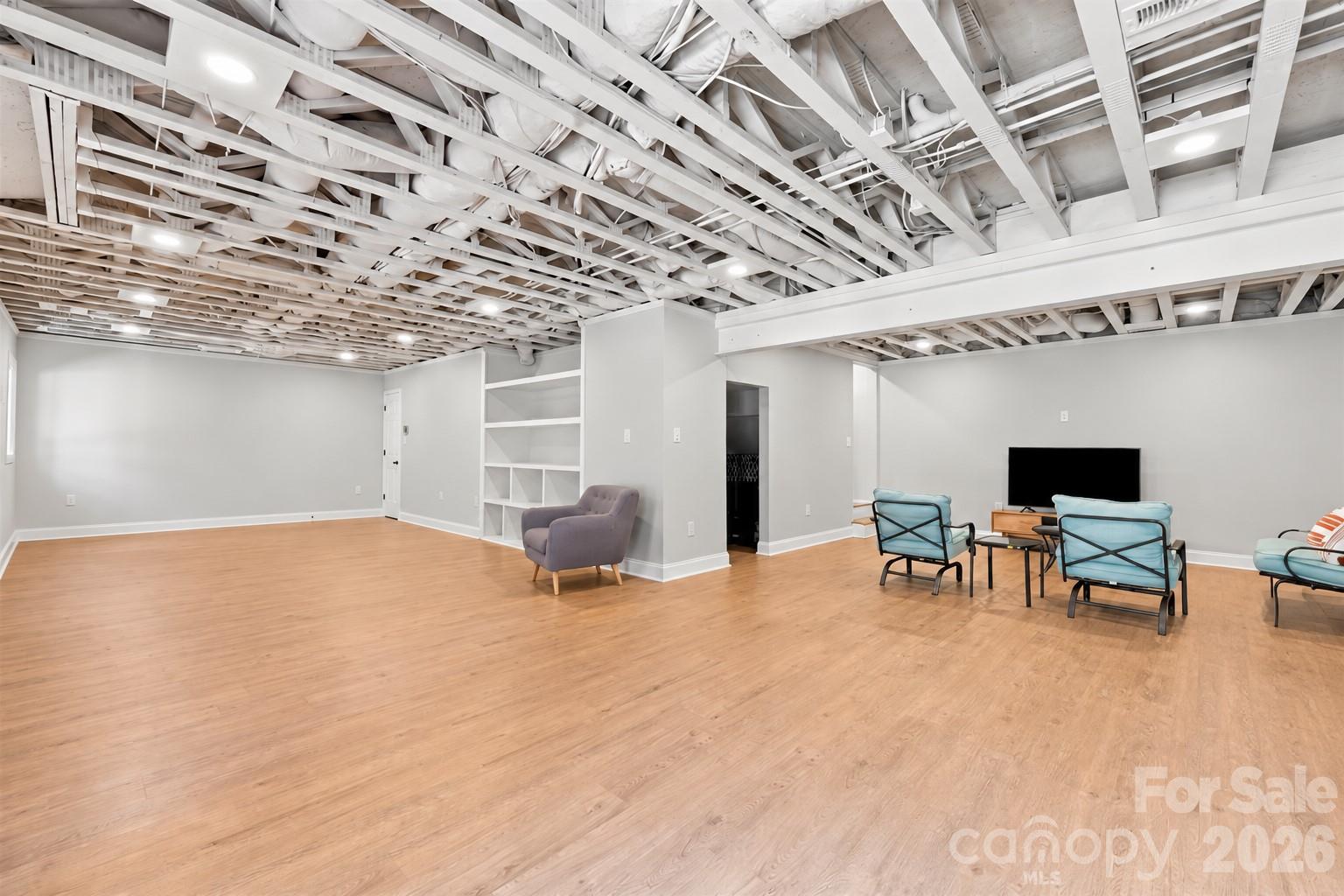 7122 Rothmore Street Property Photo 29