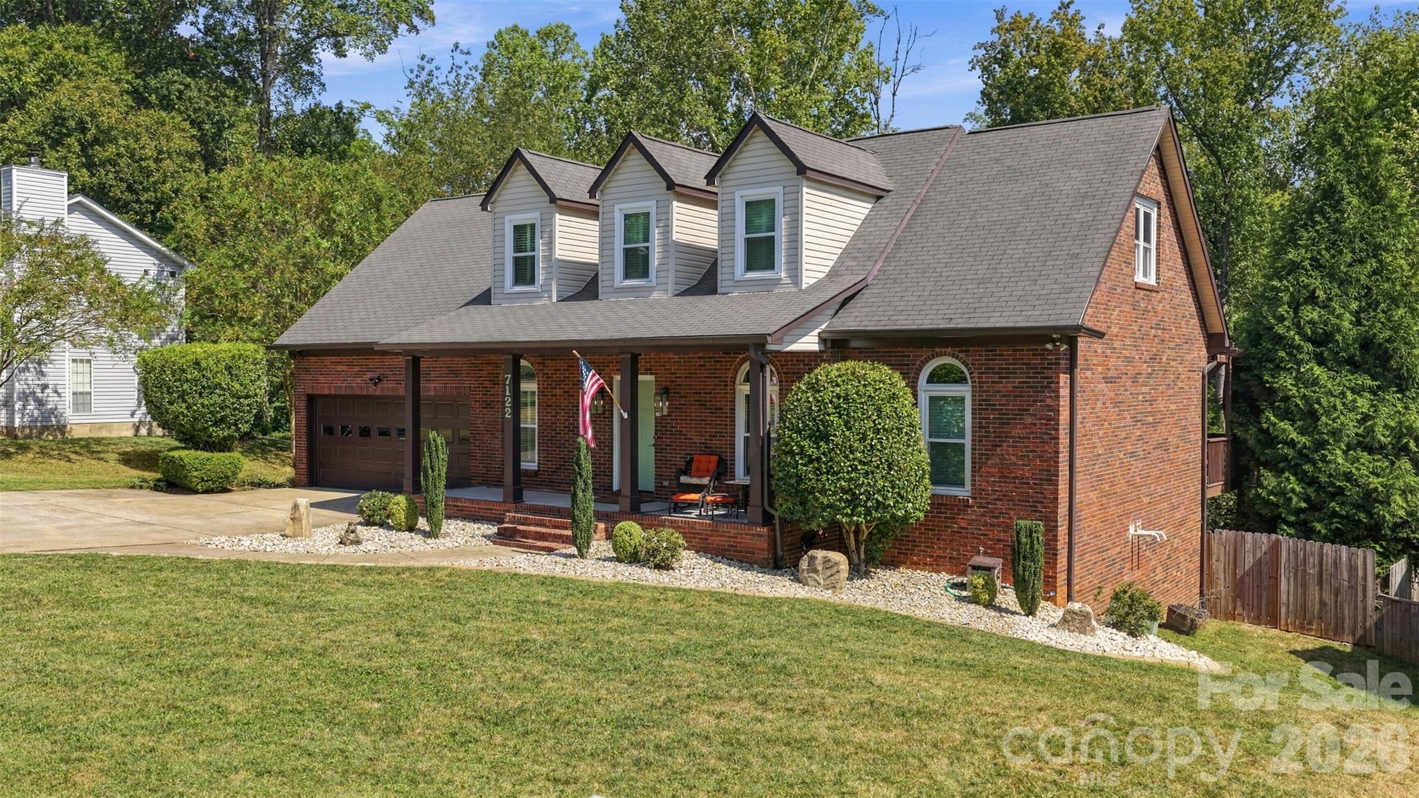 7122 Rothmore Street Property Photo 41