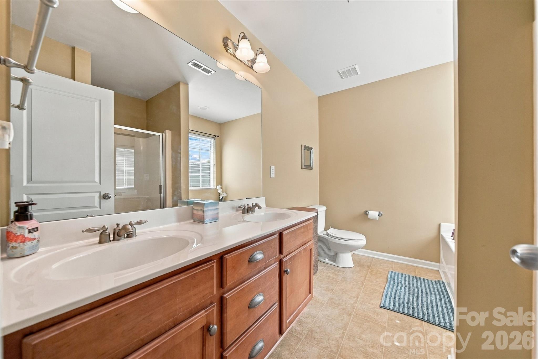 4580 Triumph Drive 18 Property Photo 27