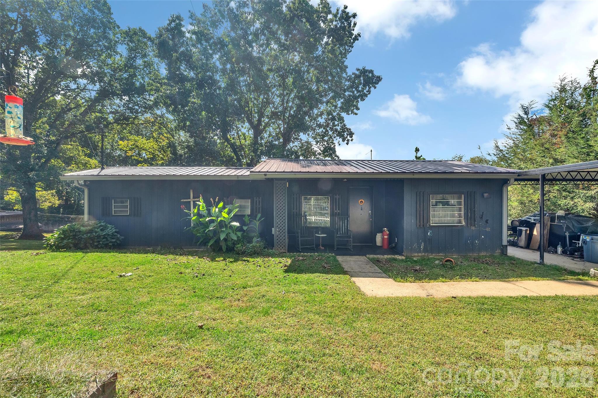 144 Skyline Drive Property Photo 1