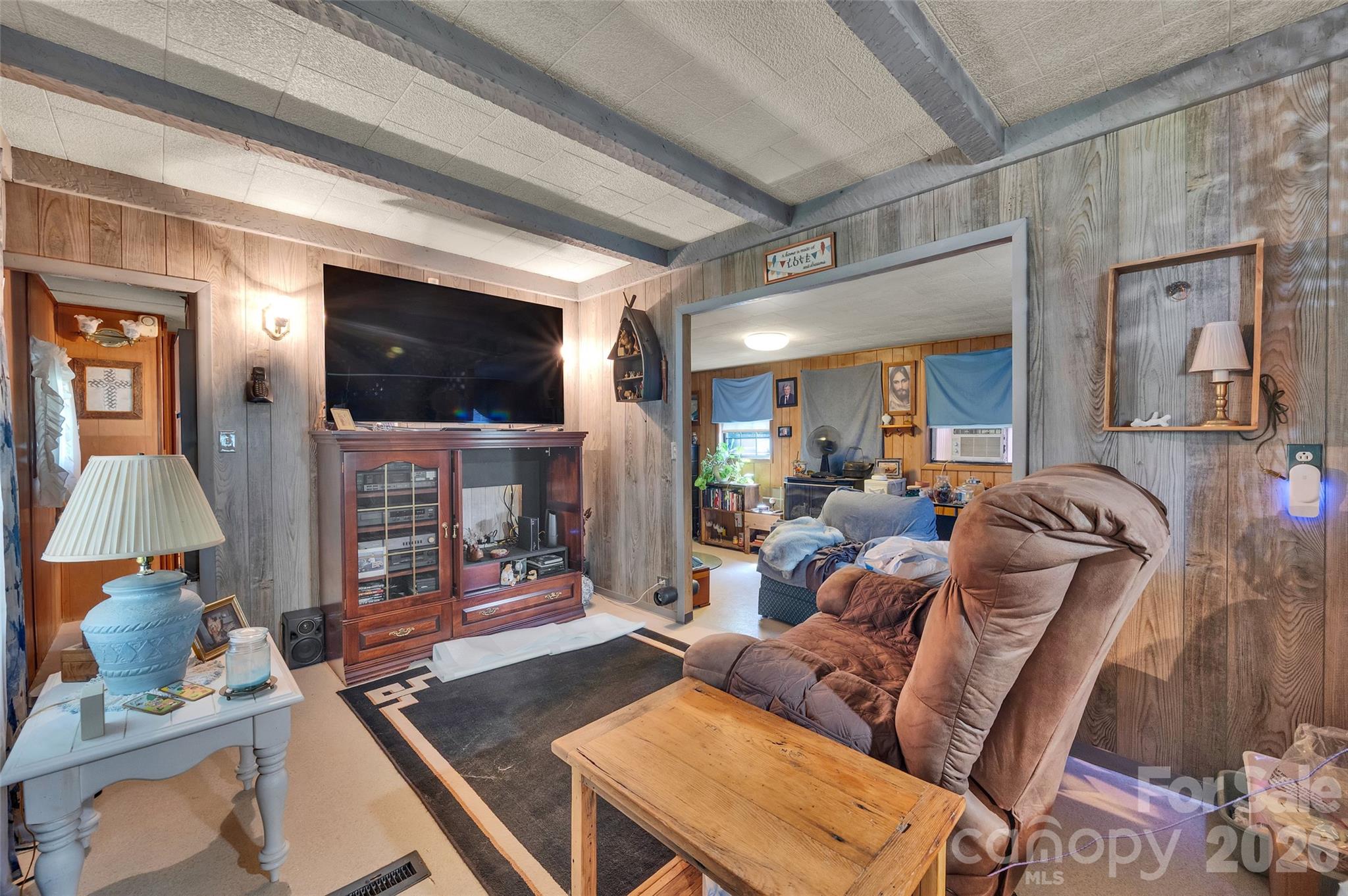 144 Skyline Drive Property Photo 4
