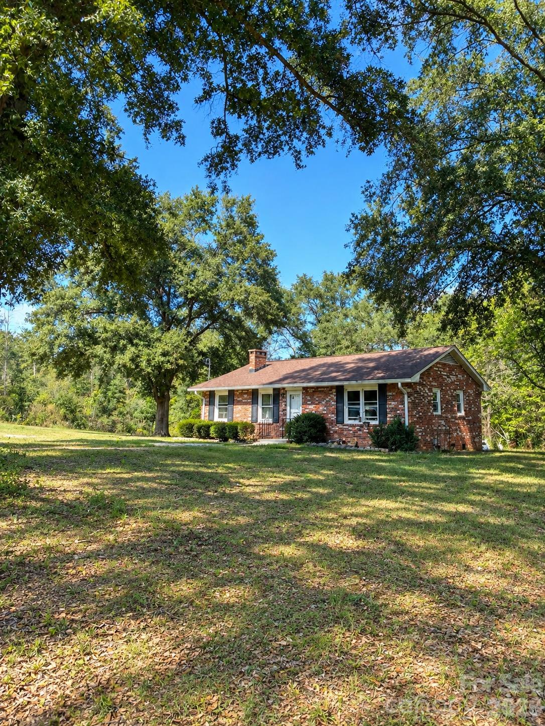 697 Island Ford Road Property Photo 3