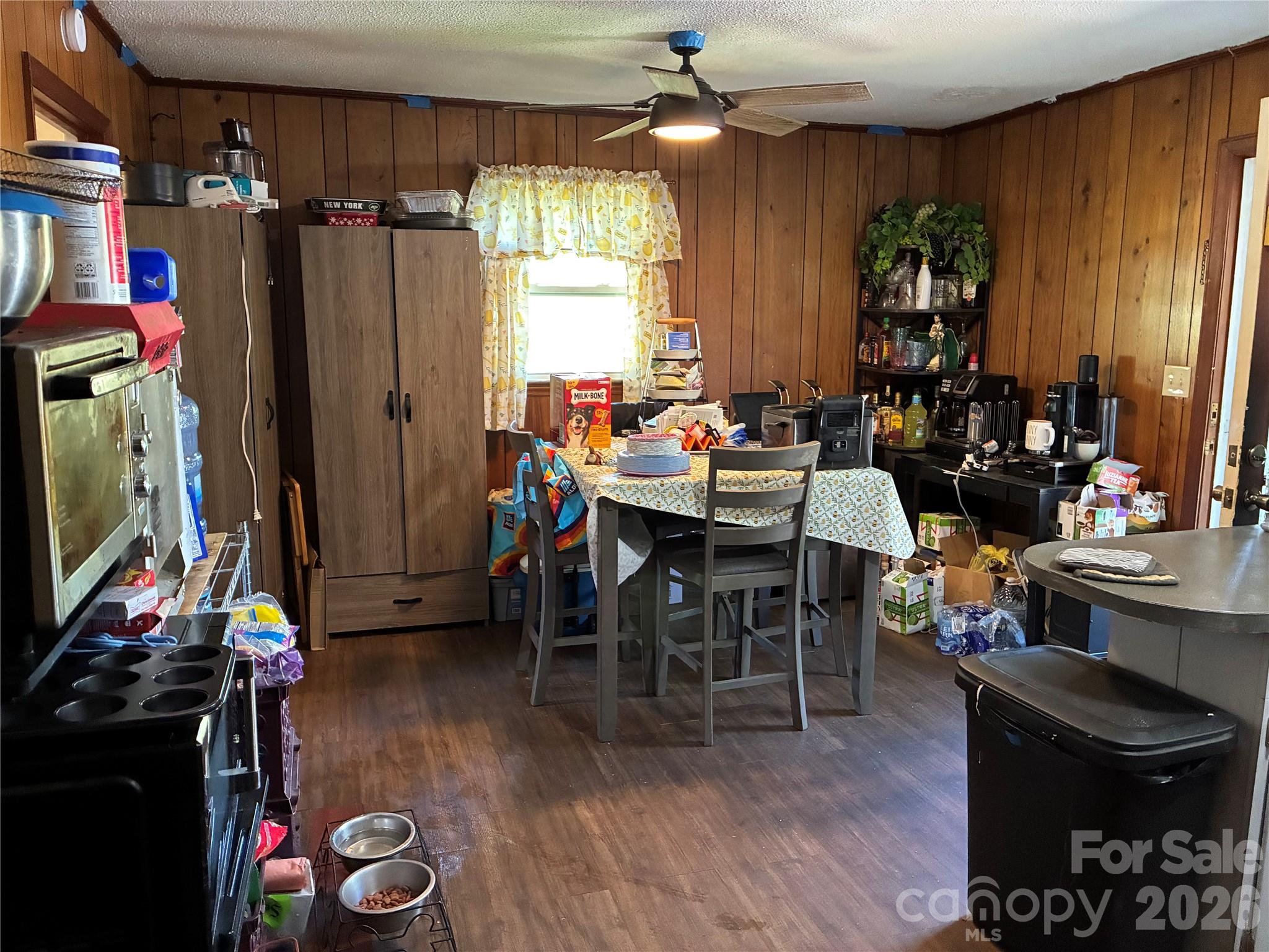 697 Island Ford Road Property Photo 7