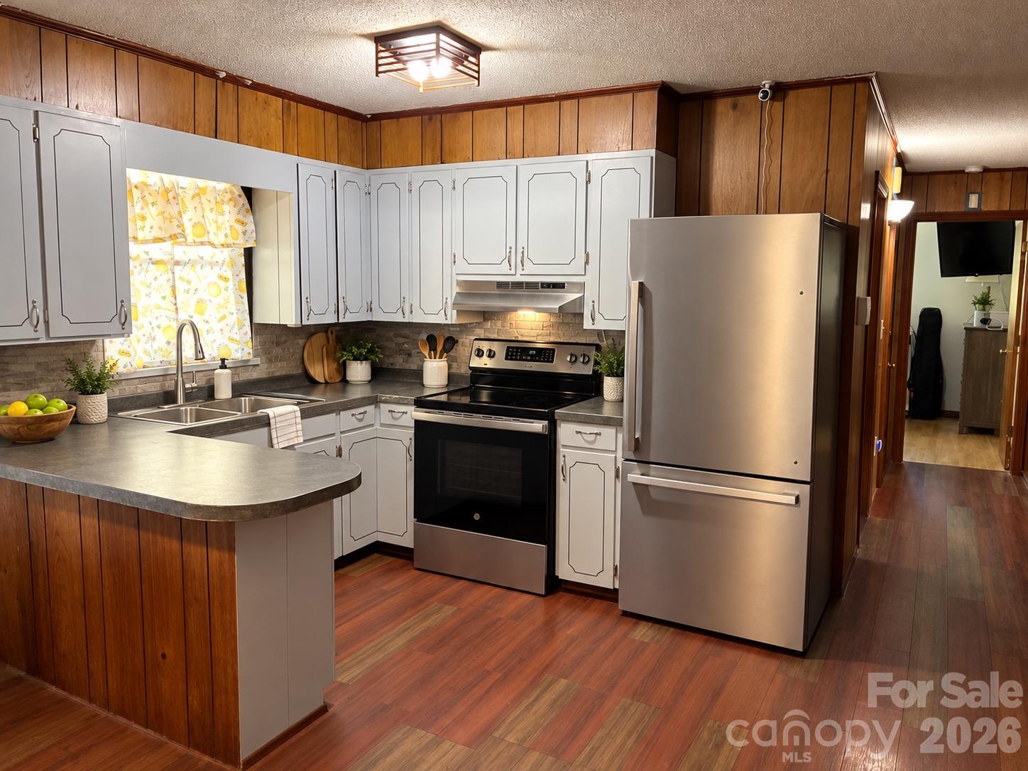 697 Island Ford Road Property Photo 8