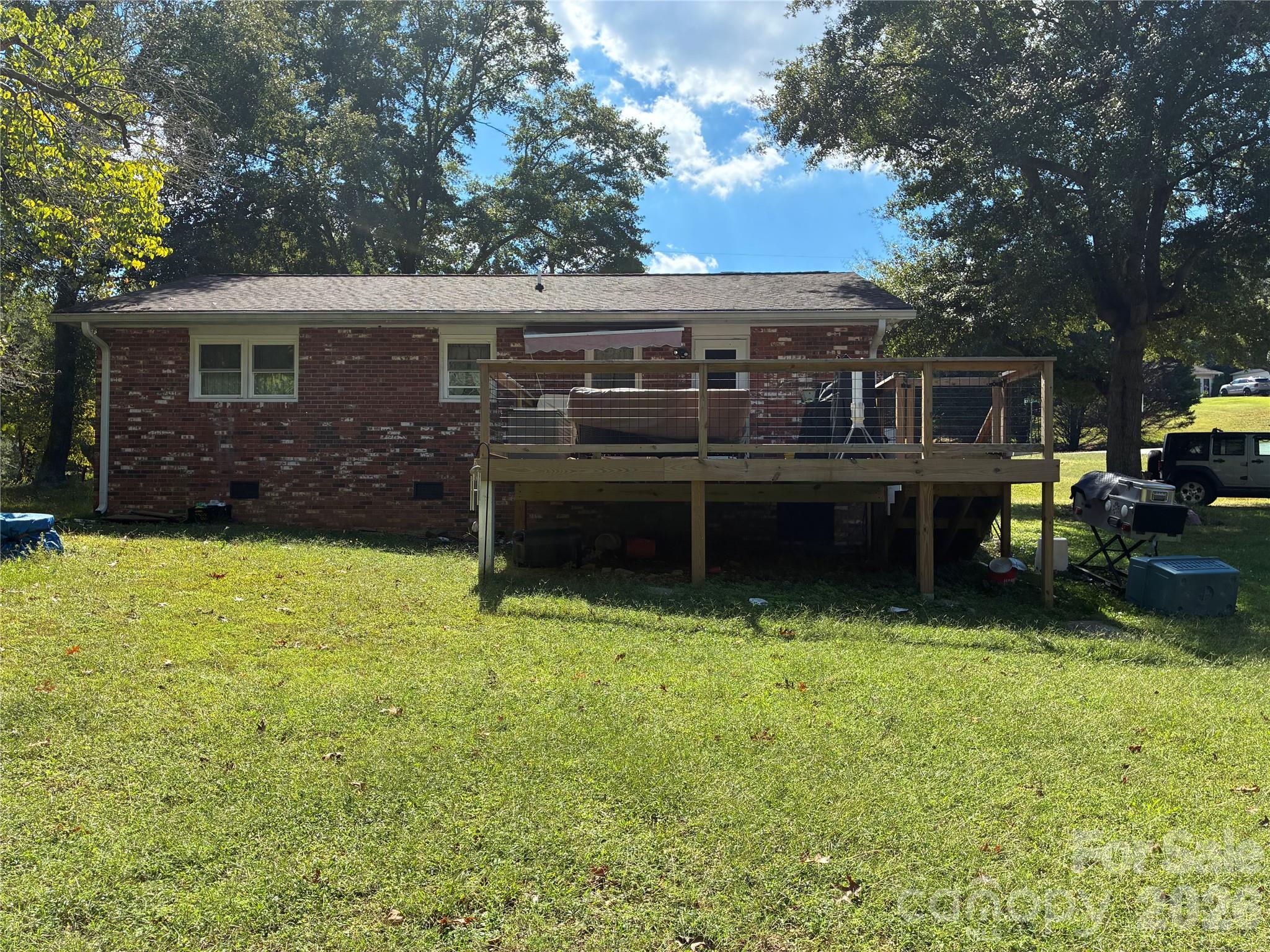 697 Island Ford Road Property Photo 18