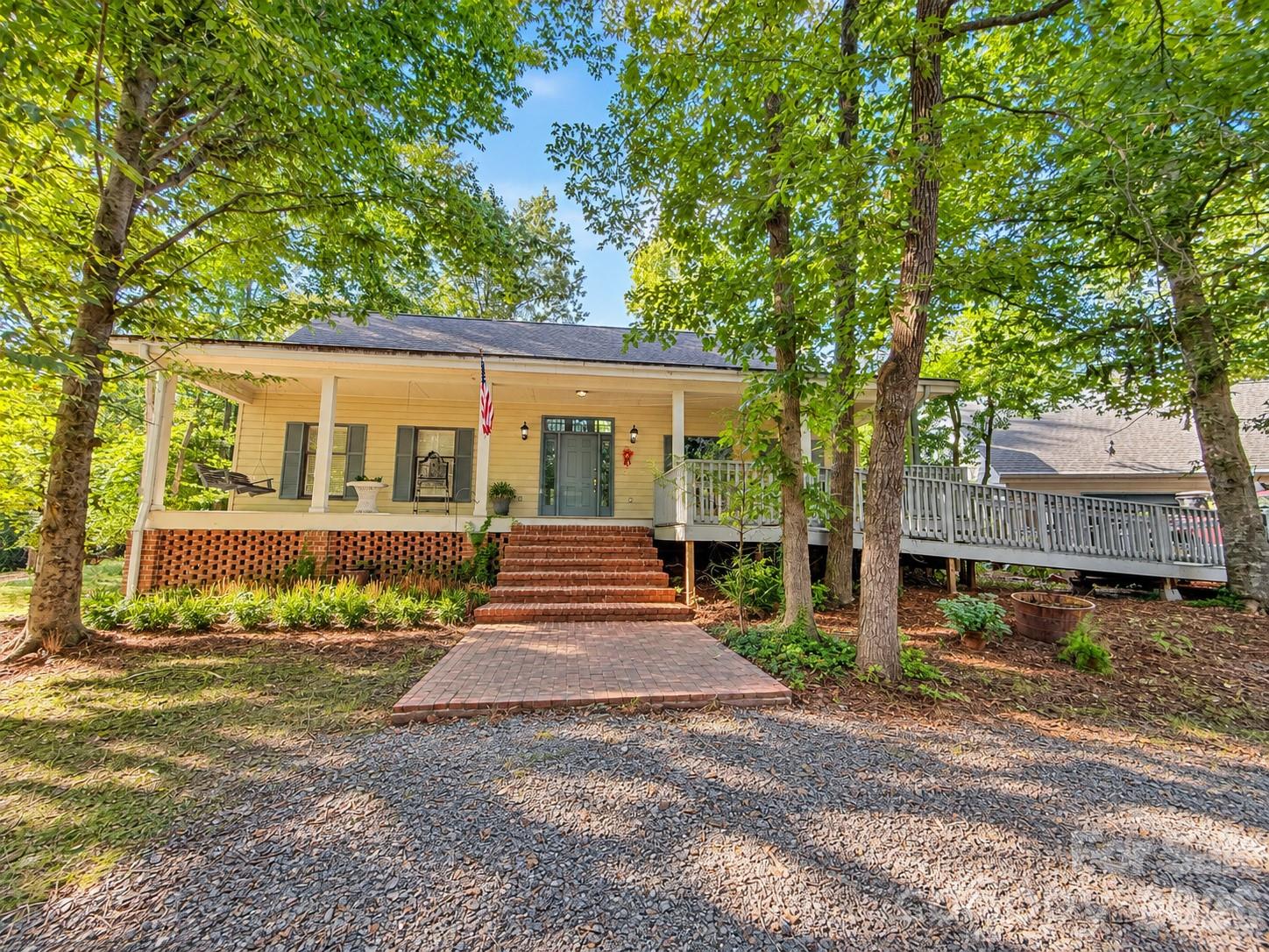 150 Rabun Run Property Photo 1