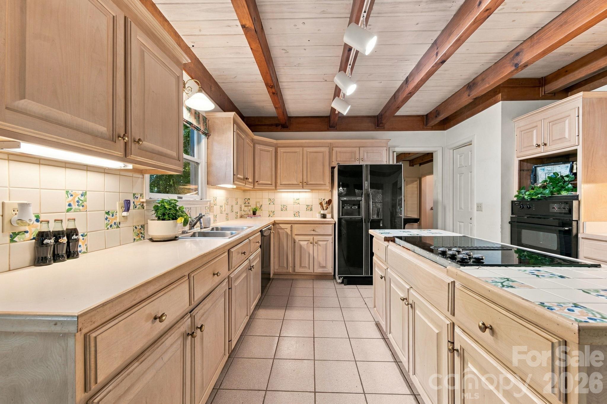 150 Rabun Run Property Photo 9