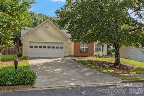 1010 Dorothy Place 1 Property Photo 2