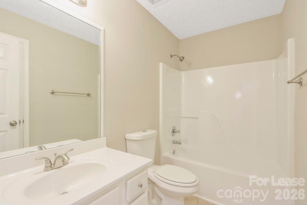 1010 Dorothy Place 1 Property Photo 5