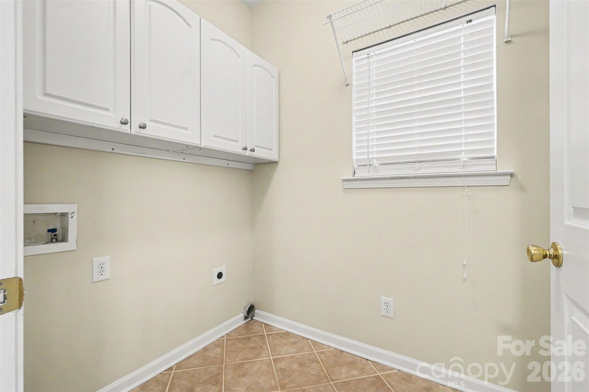 1645 Diary Drive Property Photo 8