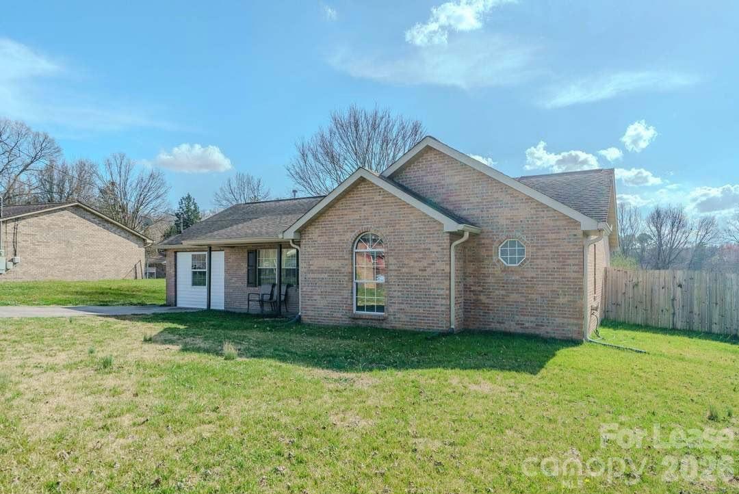 5515 Moon Lake Lane Property Photo 3