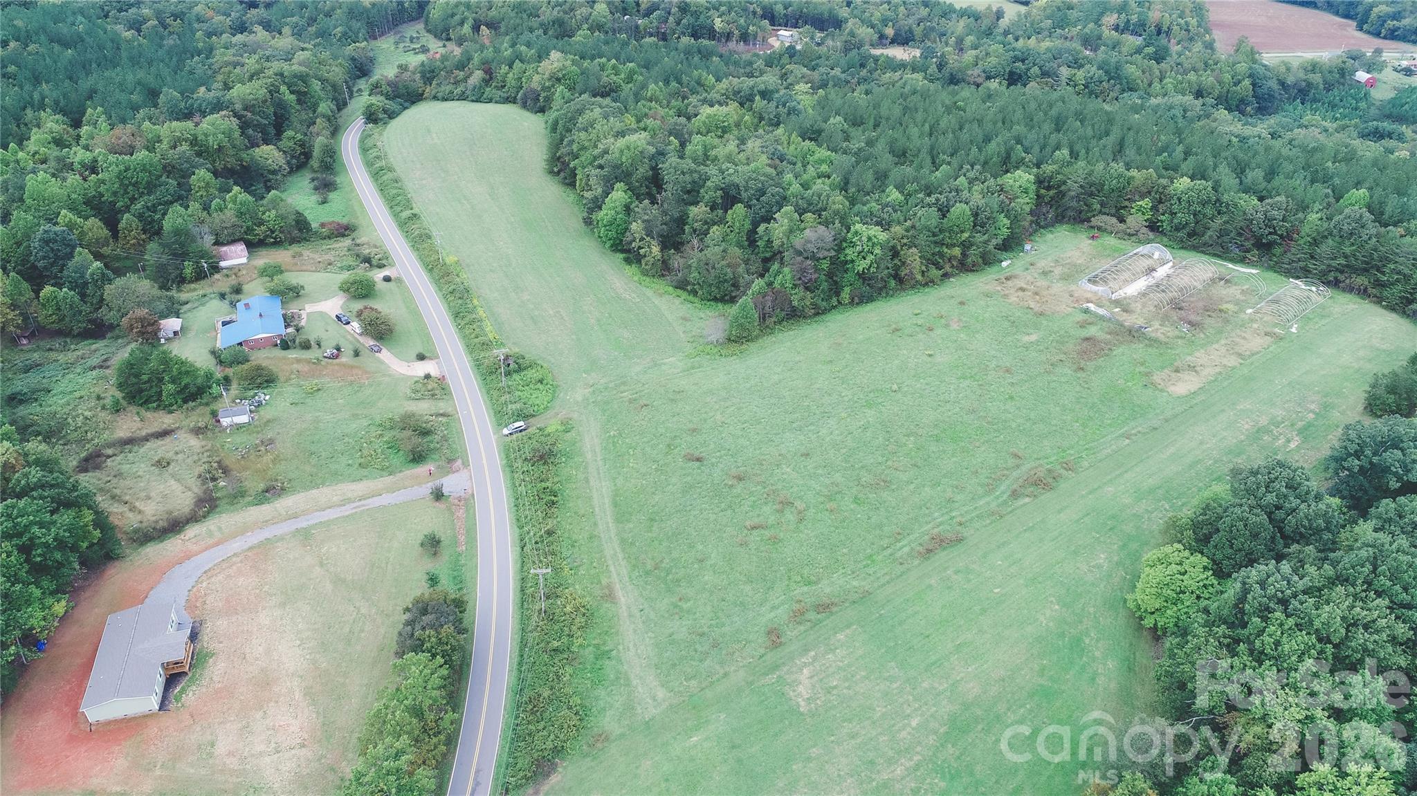 5000 Rhoney Road Property Photo 3