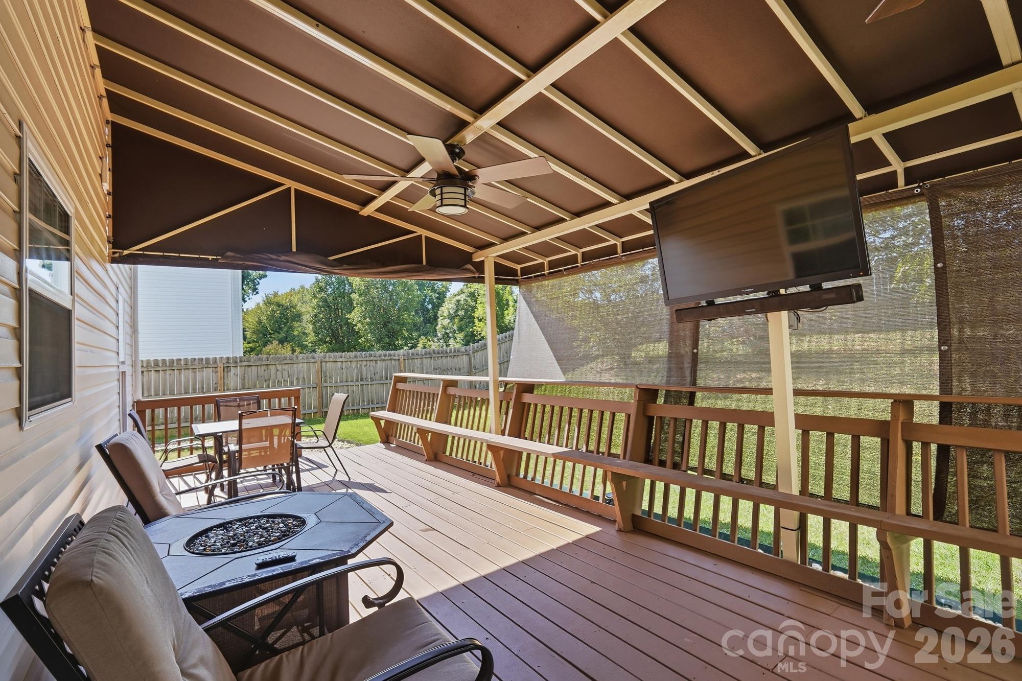623 Finborough Court Property Photo 7